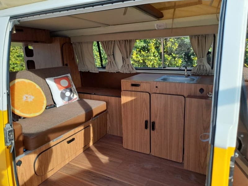 Vintage Camper Camargue