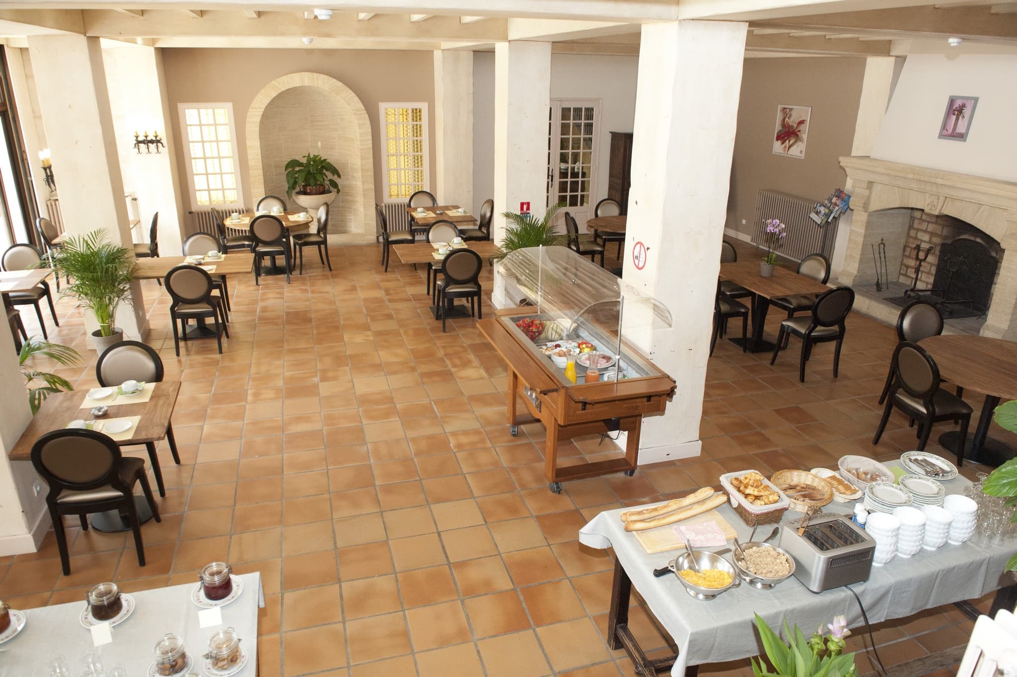 Hotel_le_castelet_des_alpilles_salle_petit_dejeuner
