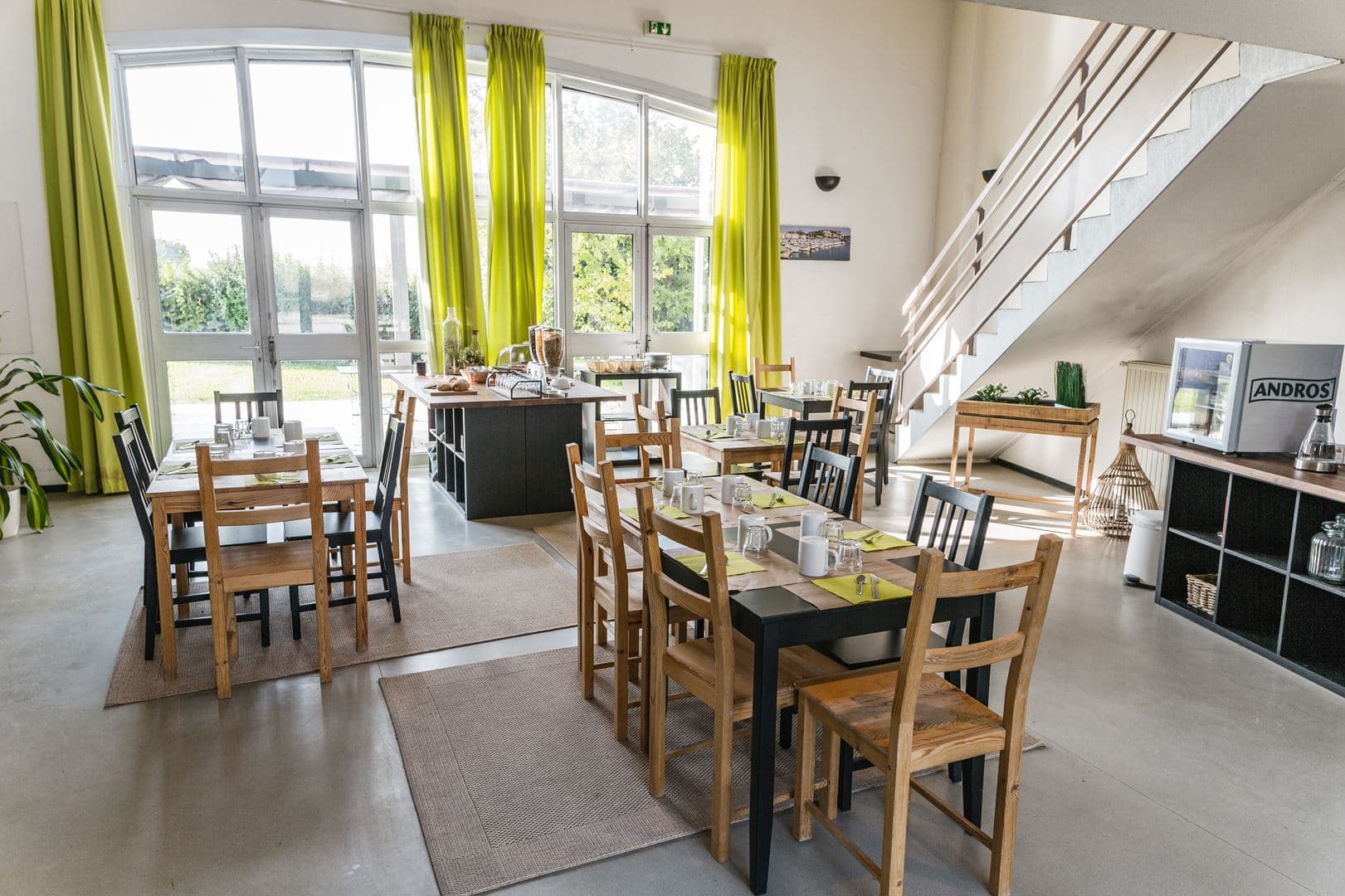 Salle petit-déjeuner