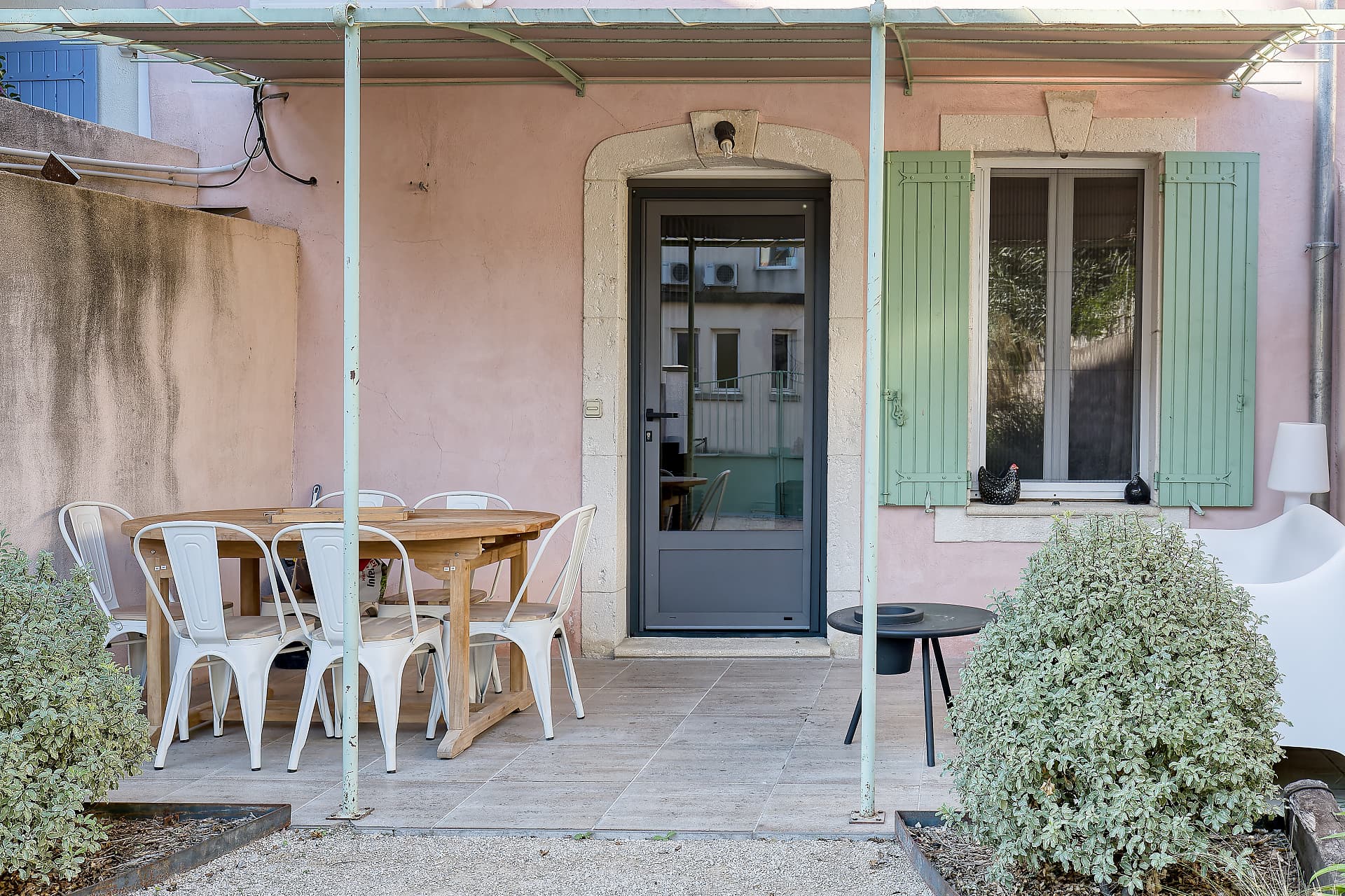 Coquette de maison de village