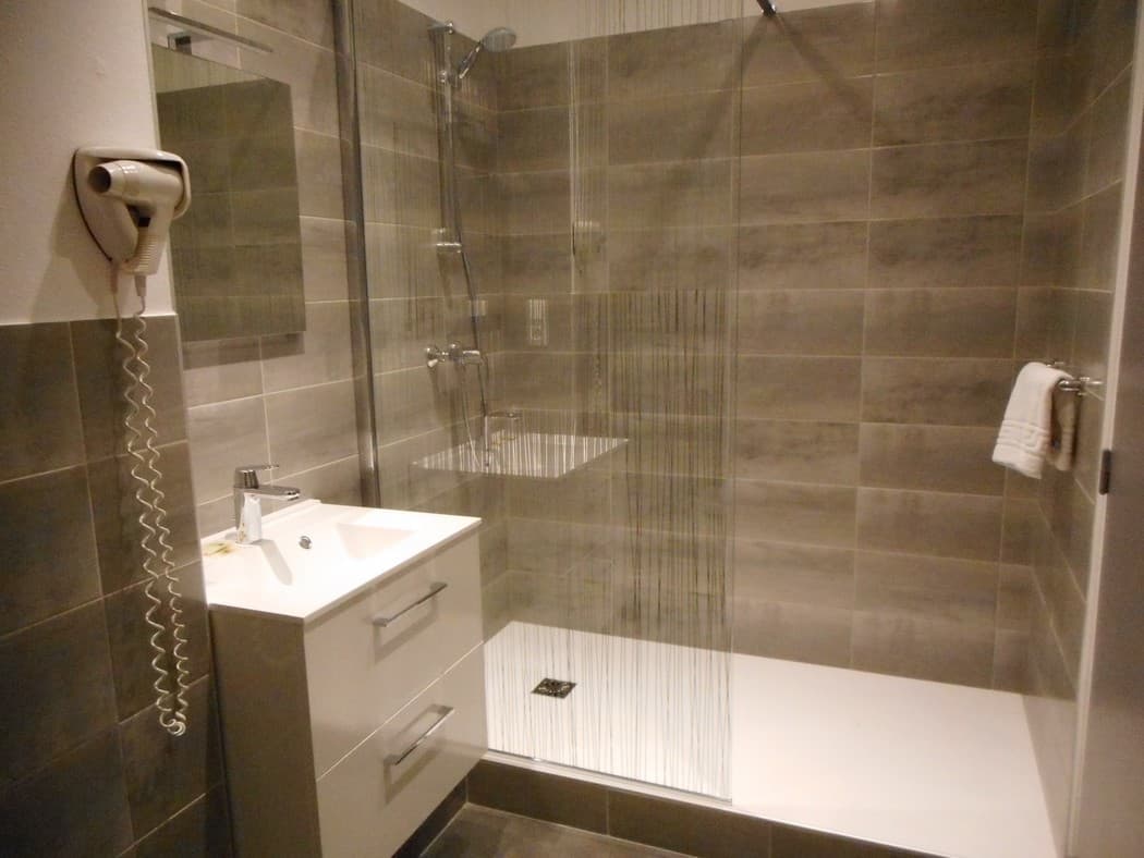 Salle de bains.JPG