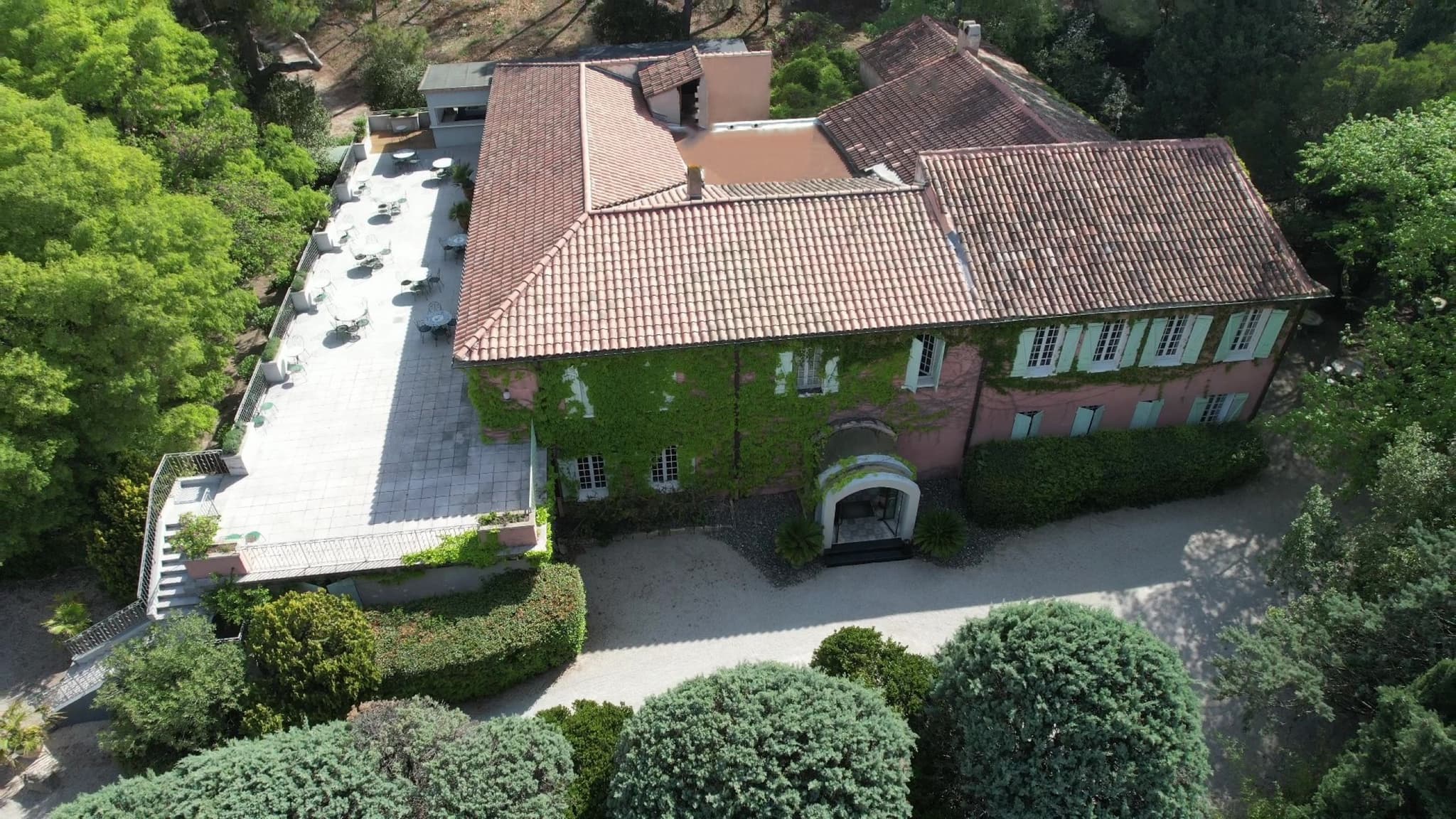 Hôtel Les Mazets des Roches