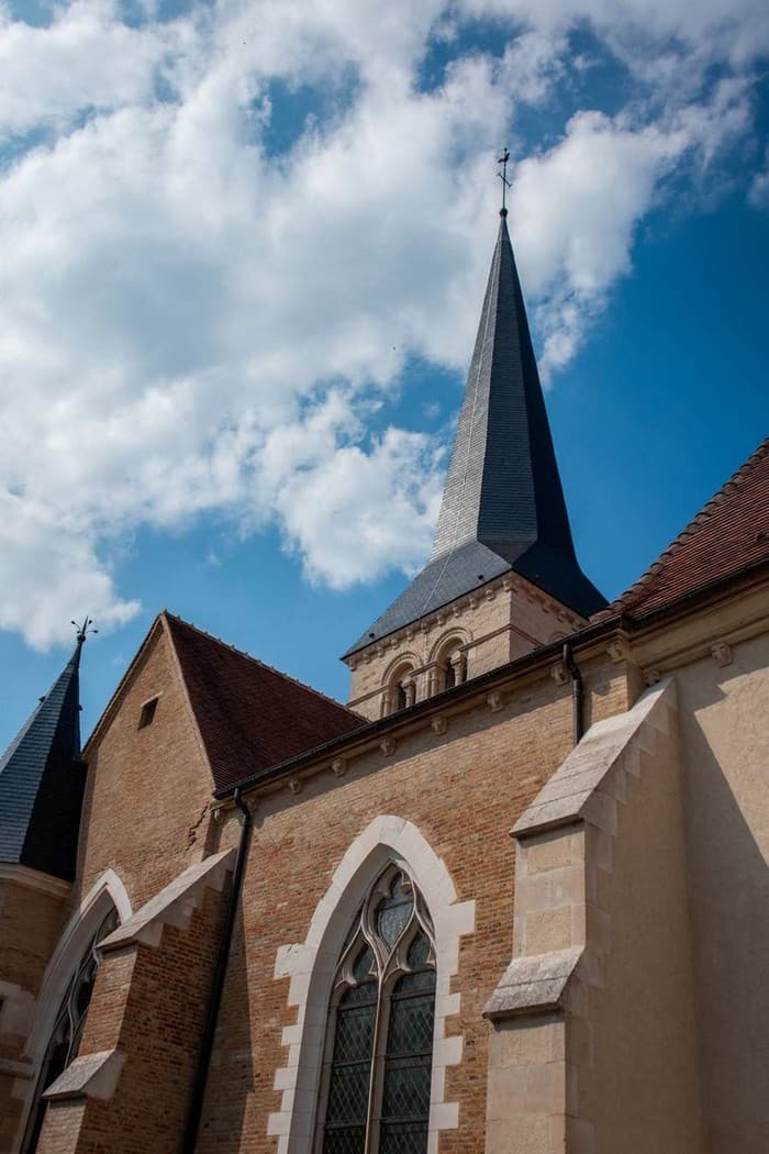 église montreuil.jpg