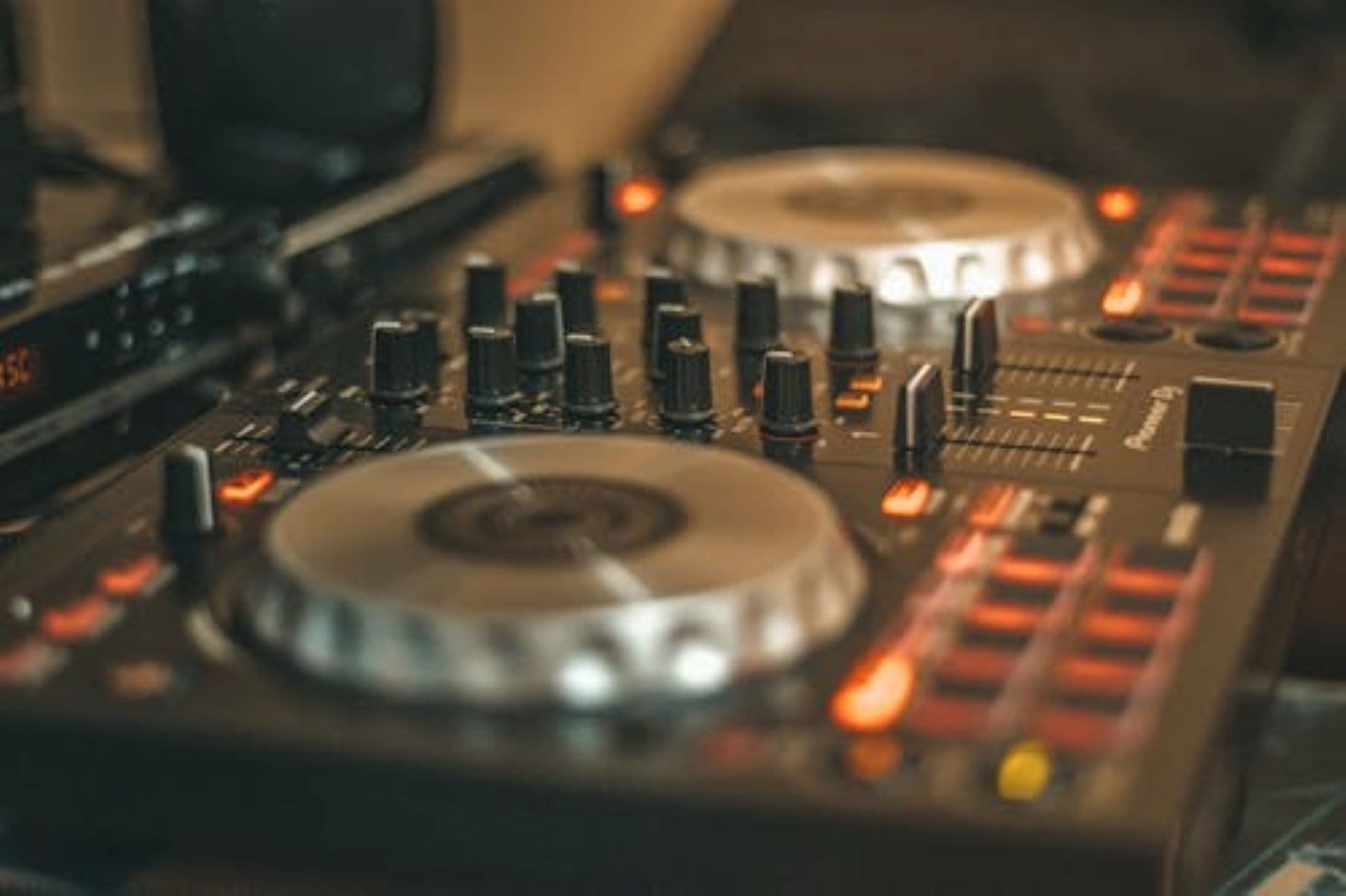 Soirée dansante par DJ Thomas_Allauch