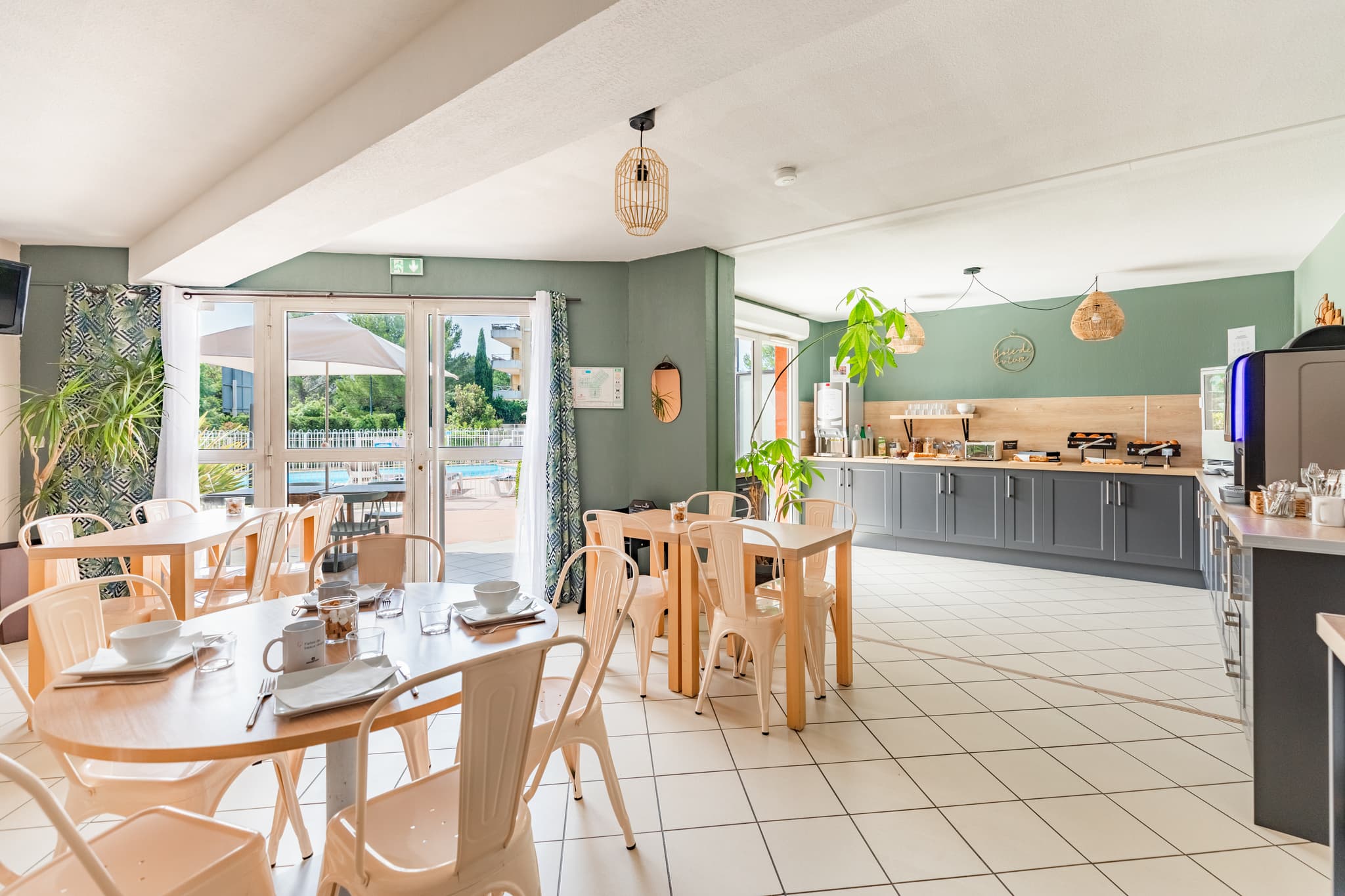 Salle petit-déjeuner