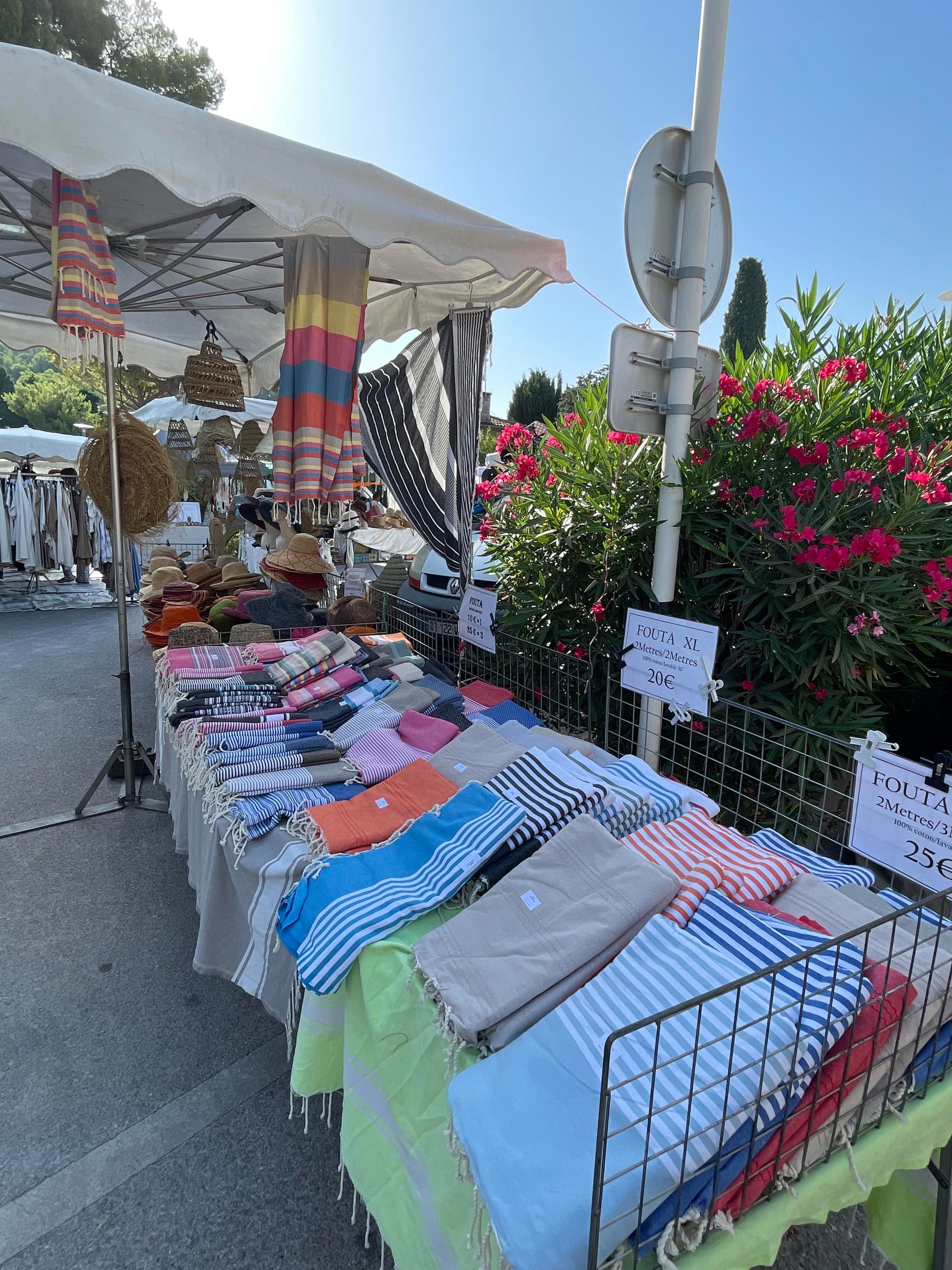 Le Marché bi-hebdomadaire_Carry-le-Rouet