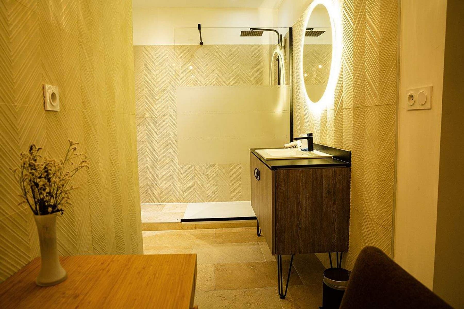 Auberge de Saint-Rémy salle de bain