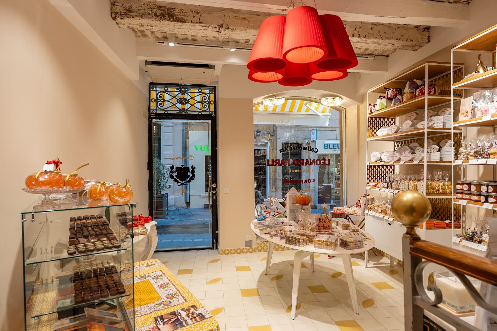 Confiserie Léonard Parli - La boutique Aix-Espariat