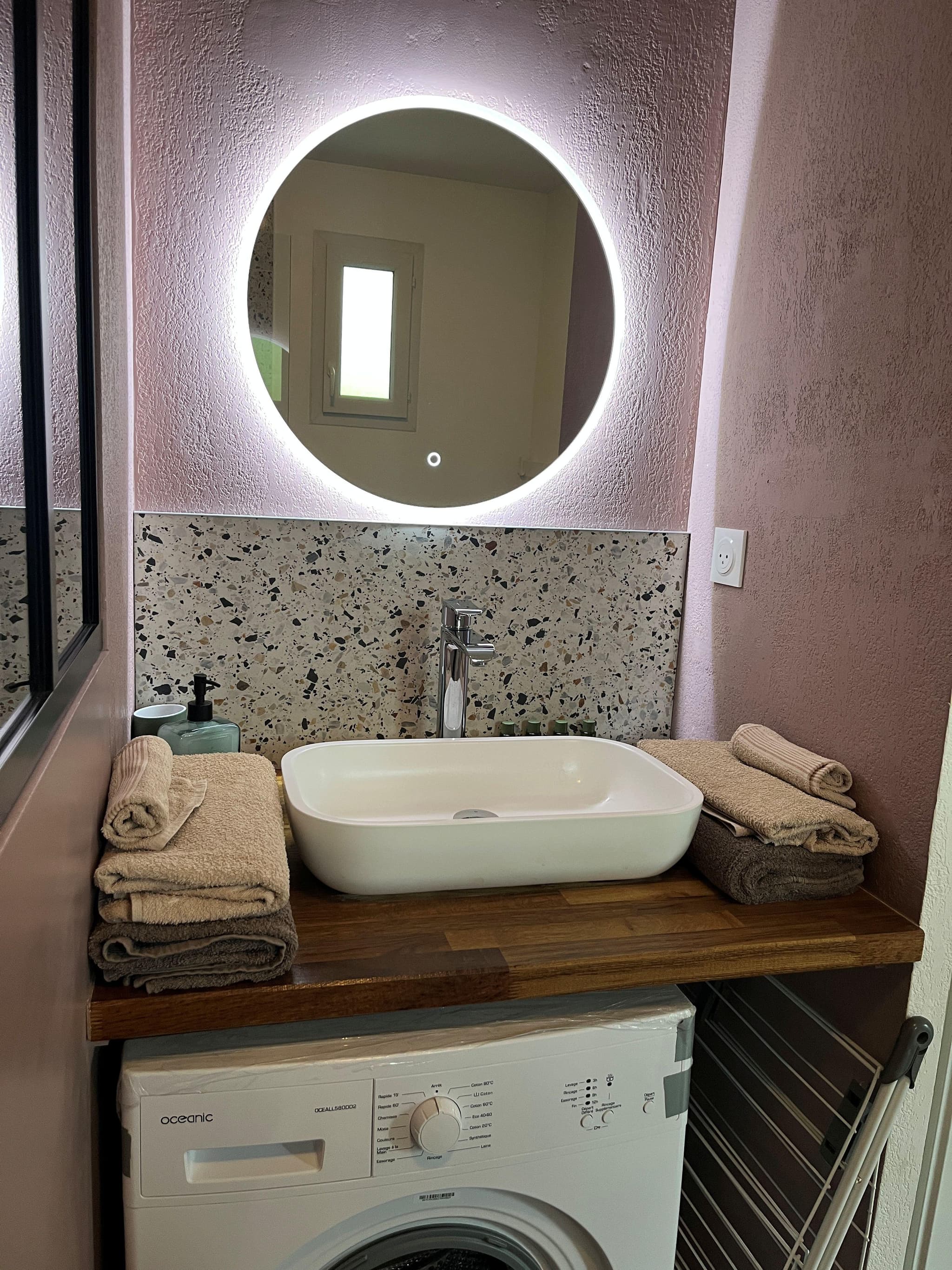 Studio L’Eden La Ciotat, piscine et parking privé_La Ciotat