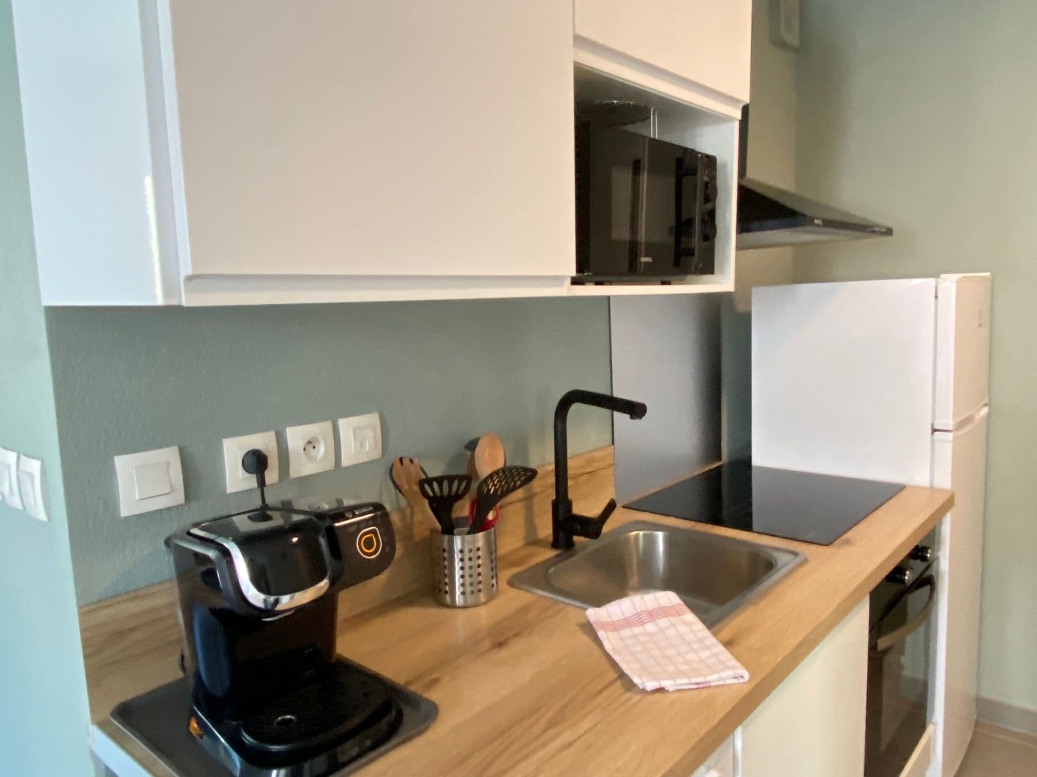 Studio L’Eden La Ciotat, piscine et parking privé_La Ciotat