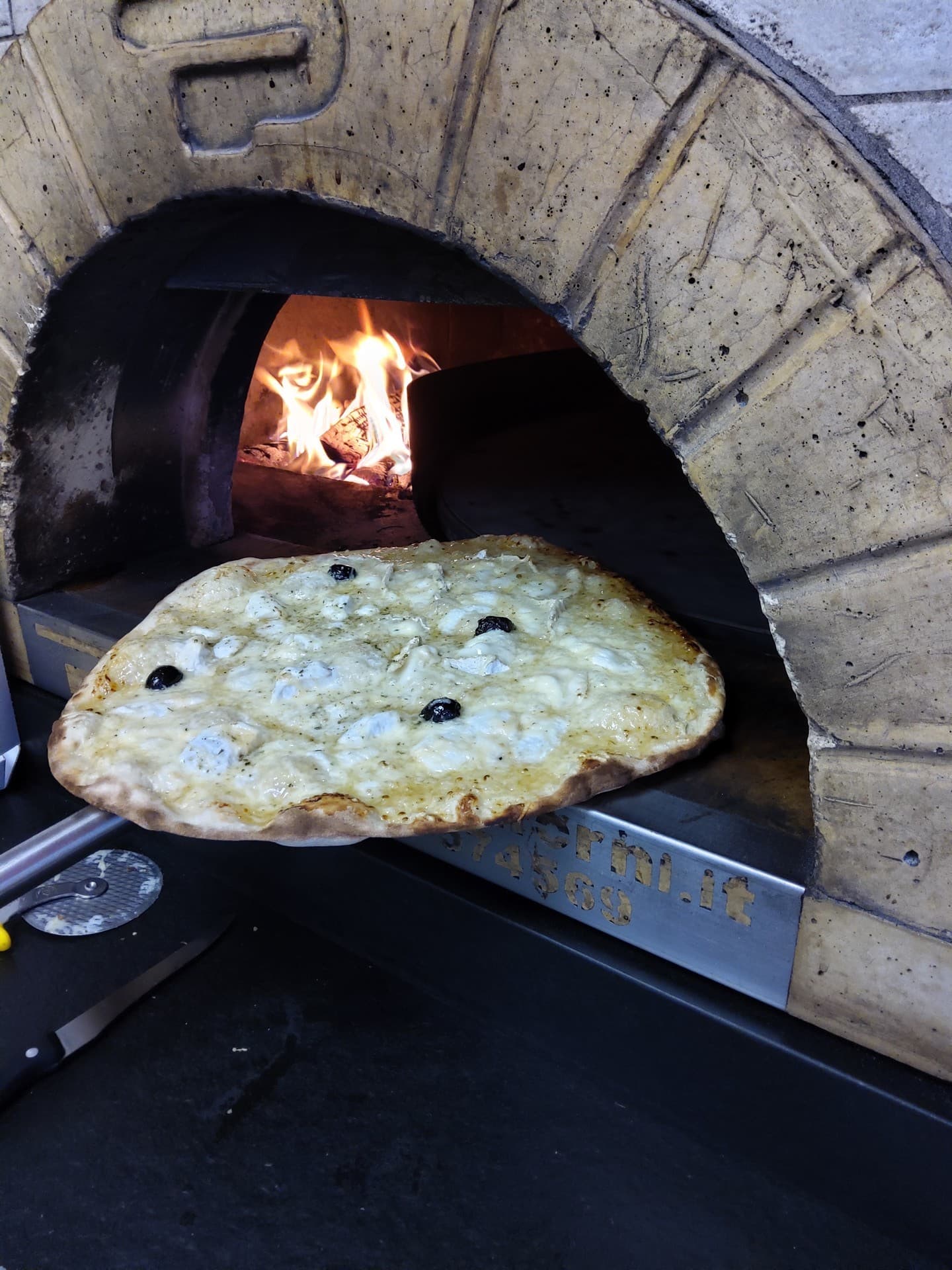Pizza Glanum au feu de bois