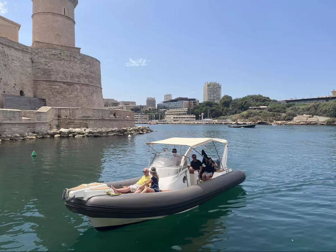 Calanques of Marseille Tour_Marseille