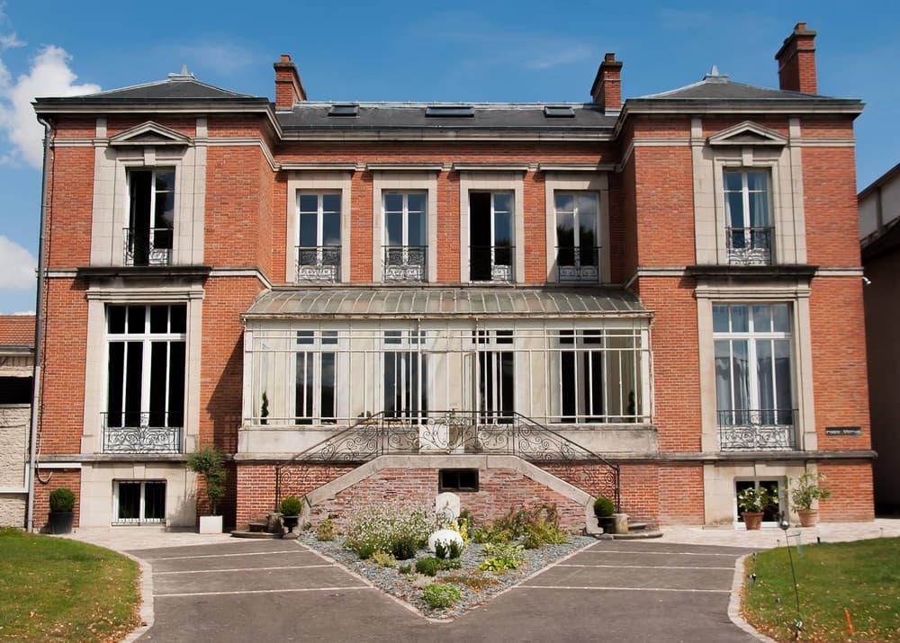 Façade.jpg
