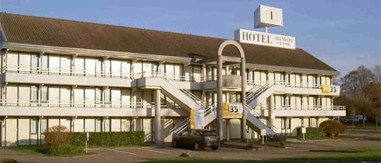 HOTEL PREMIERE CLASSE.jpg