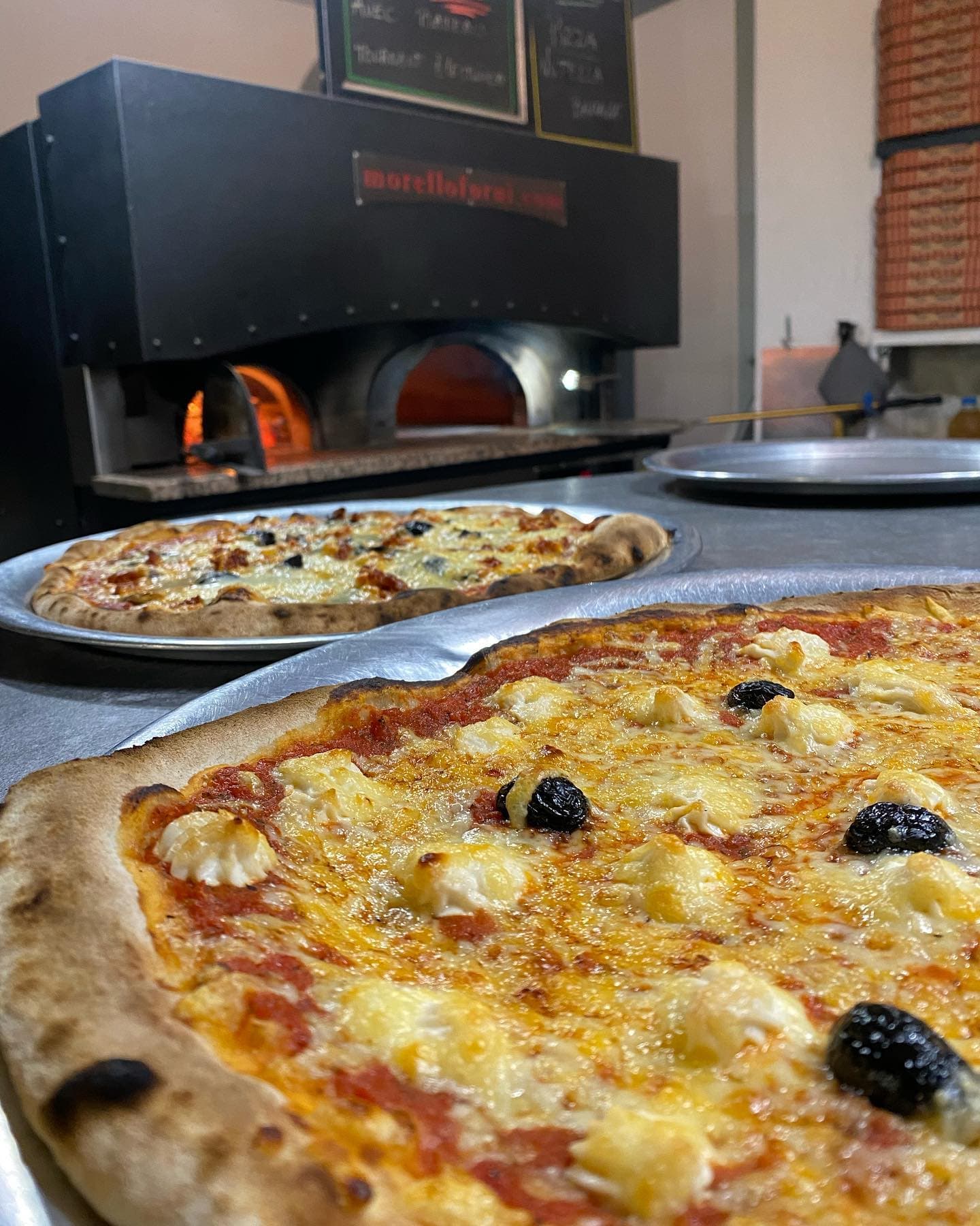 Pizza et four à bois