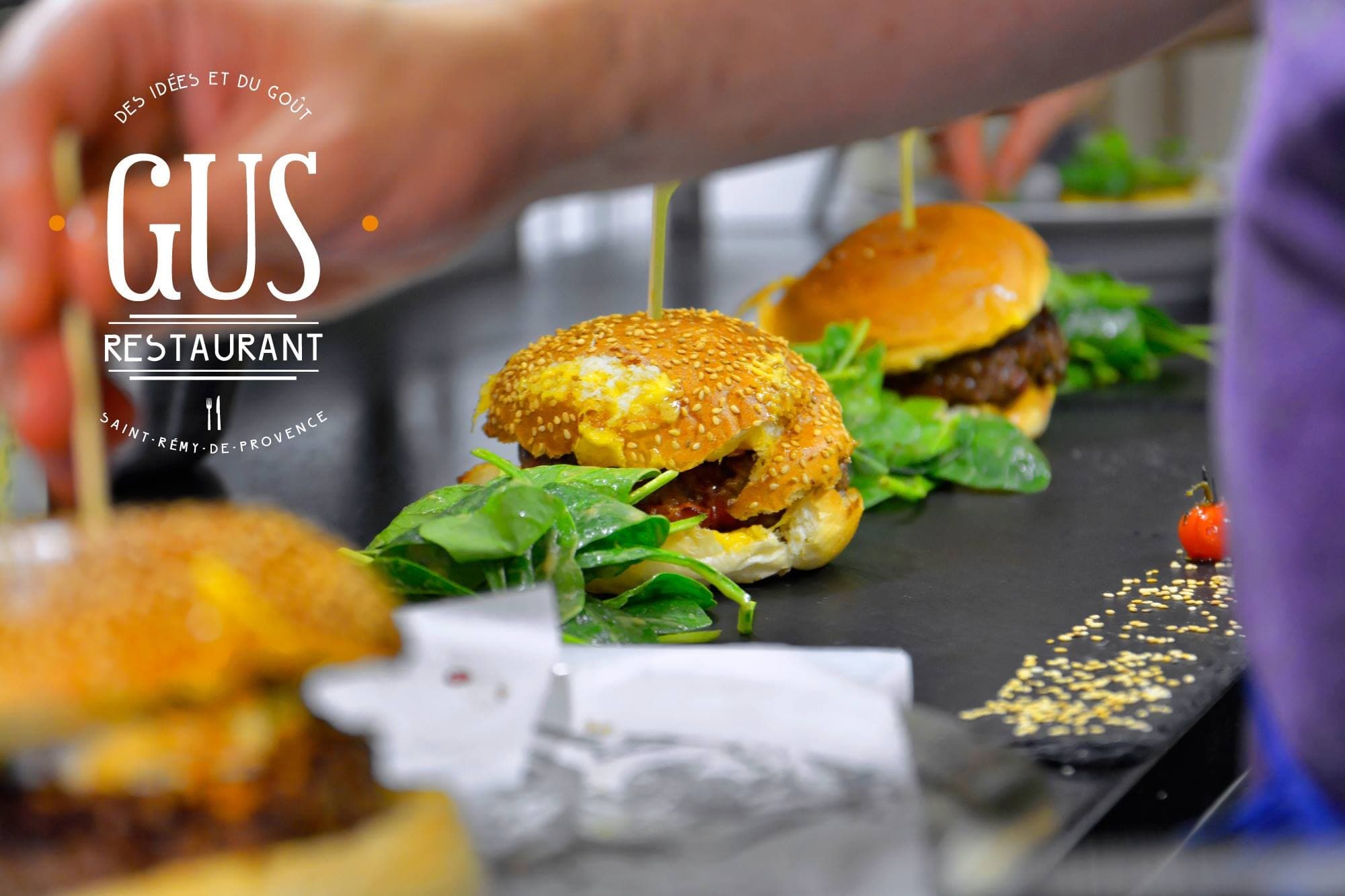 Gus_Restaurant_burgers