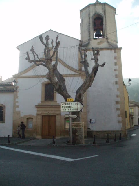 Eglise d'Alleins