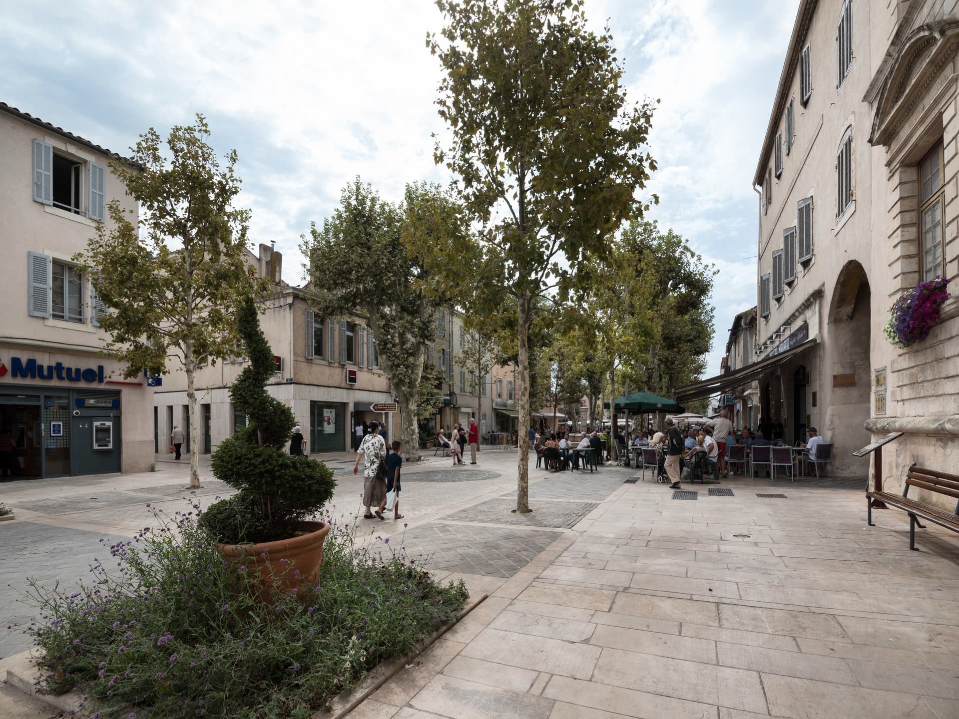 Cours Mirabeau