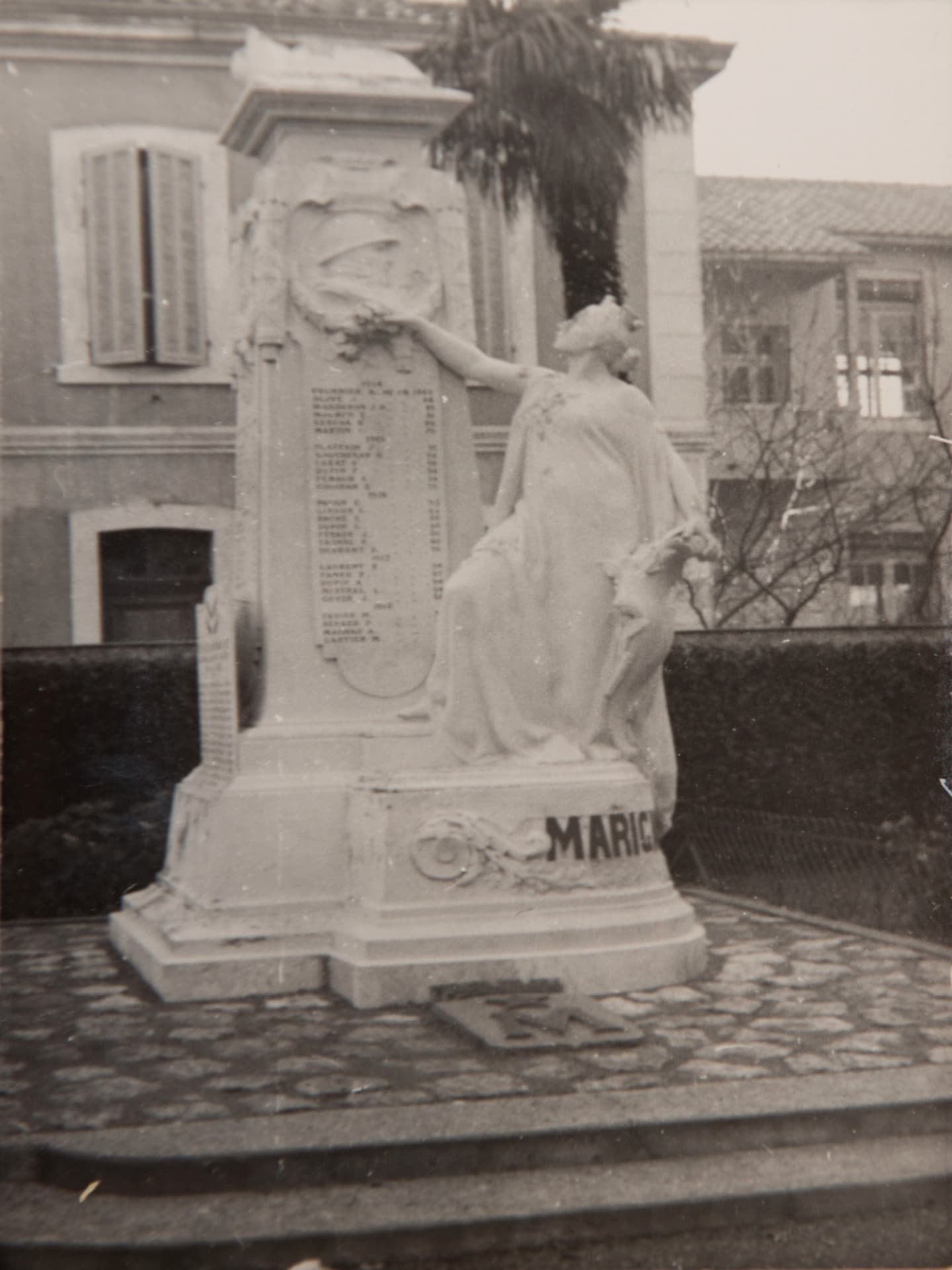 Monument aux morts