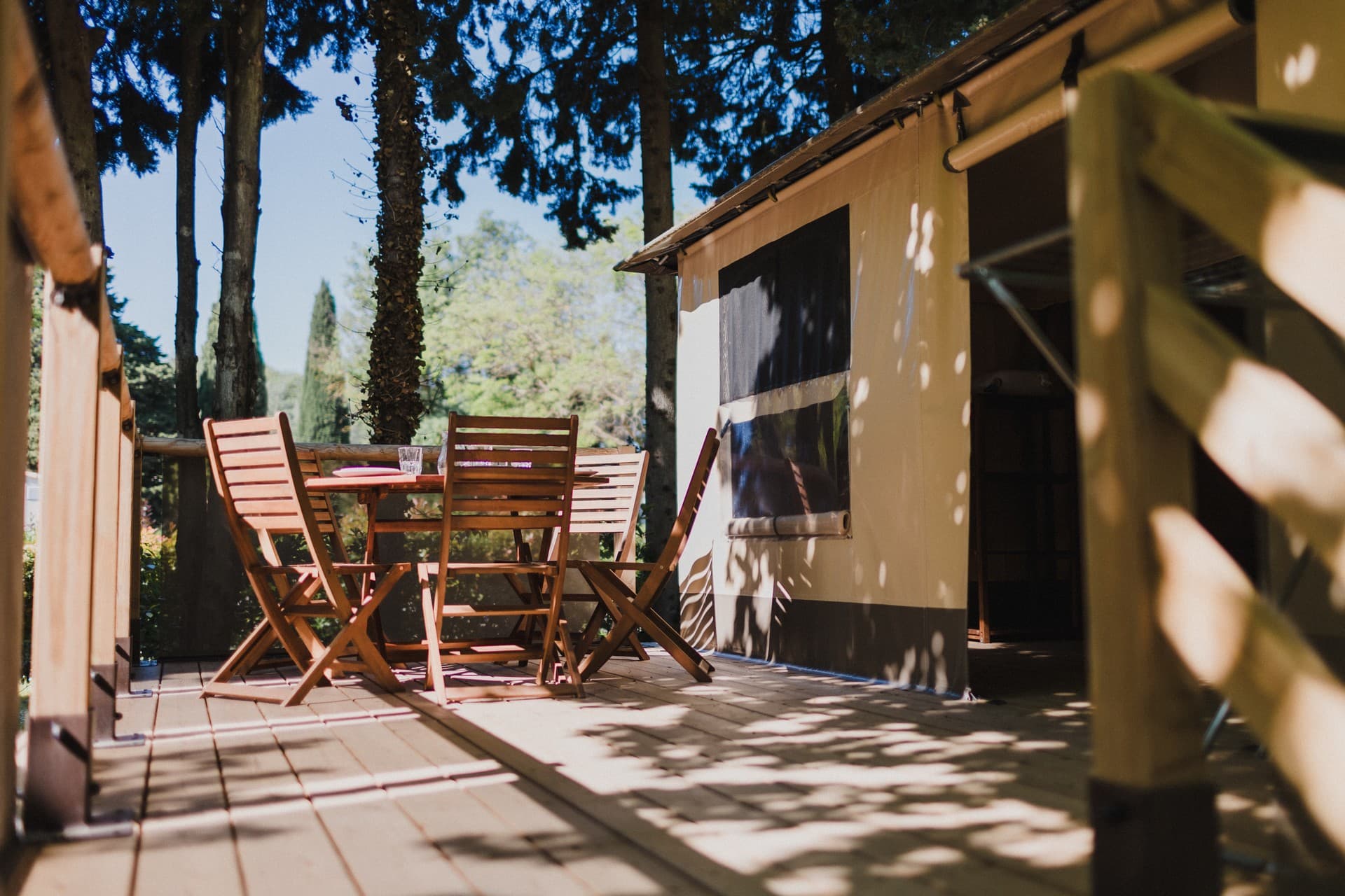 Camping Porte des Alpilles_Saint-Étienne-du-Grès