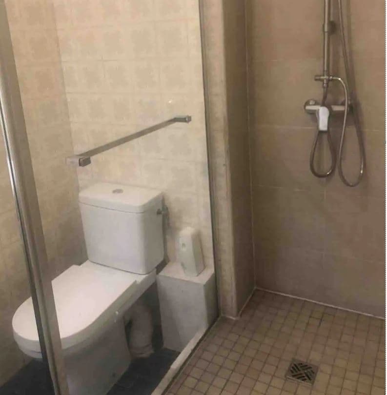 alle de douche et WC