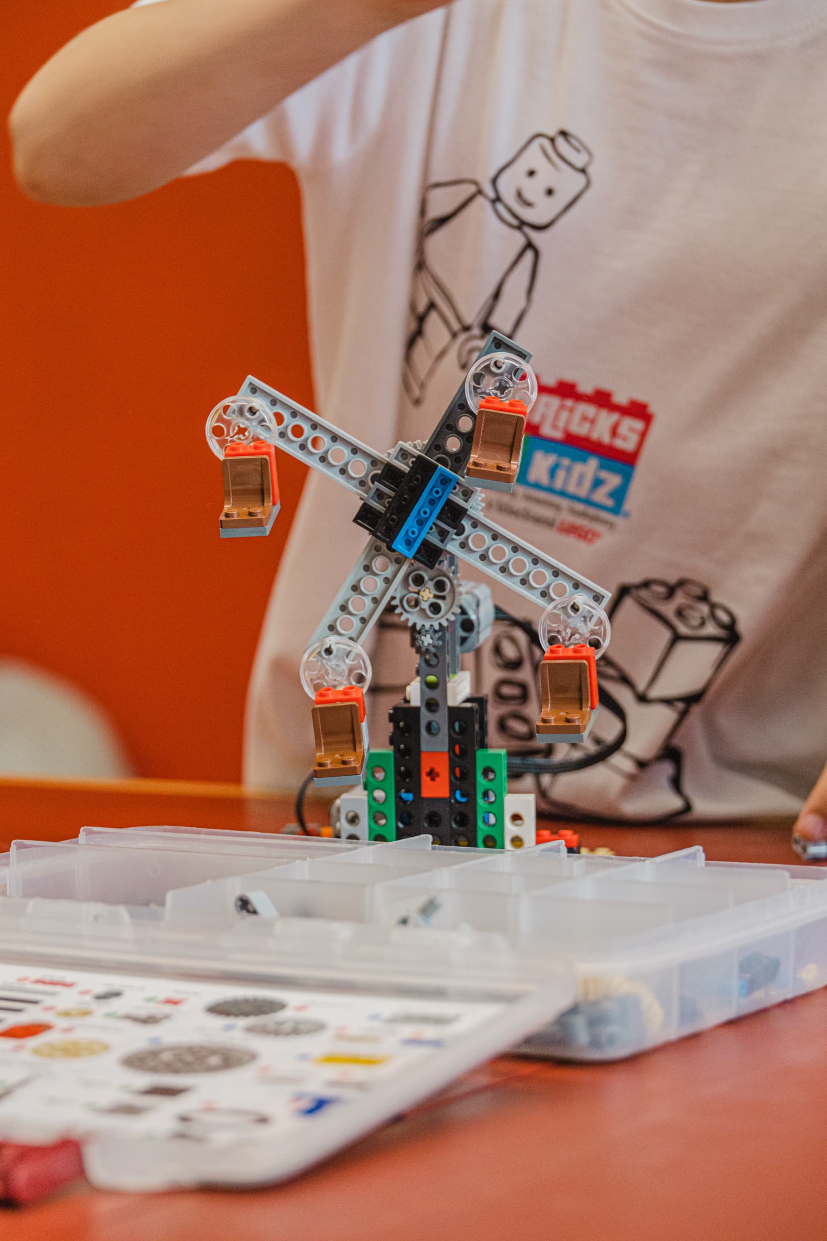 ATELIER LEGO