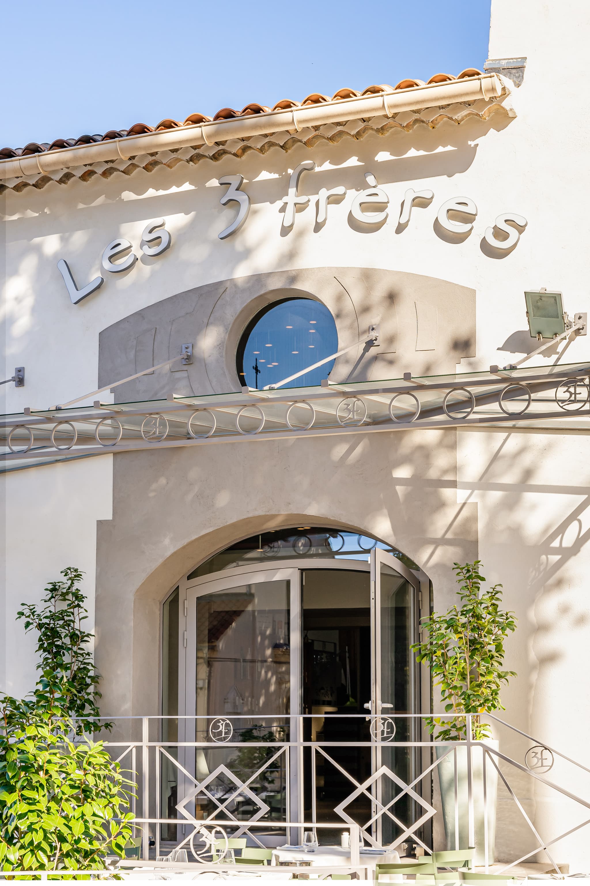 221014 - La Piazza des Frangins - 1 Pl. Saint-Christophe, 13011 Marseil (5).jpg