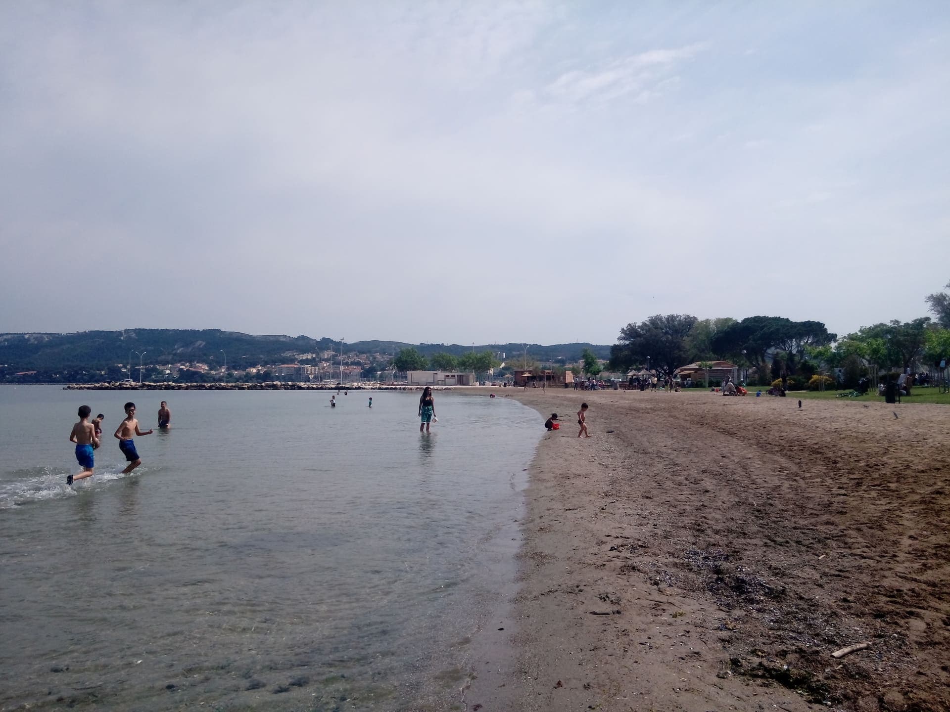 Plage de Ferrières centre-ville_Martigues