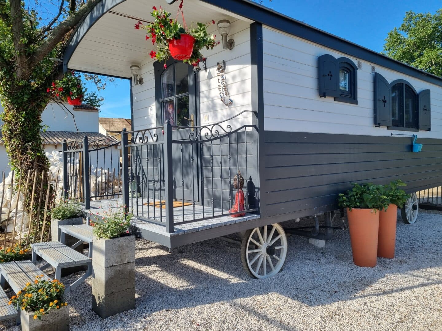 La Roulotte Arlésienne_Arles