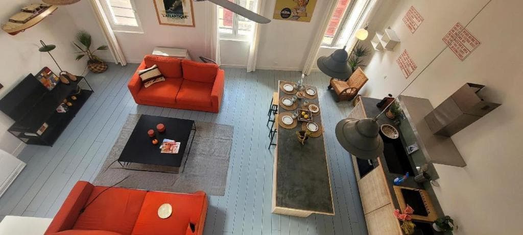 Magnifique LOFT Déco sur le port et à 5mn des plages wifi Clim 85 m2_La Ciotat