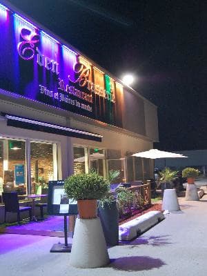 13REST001610_1_WEB.jpg