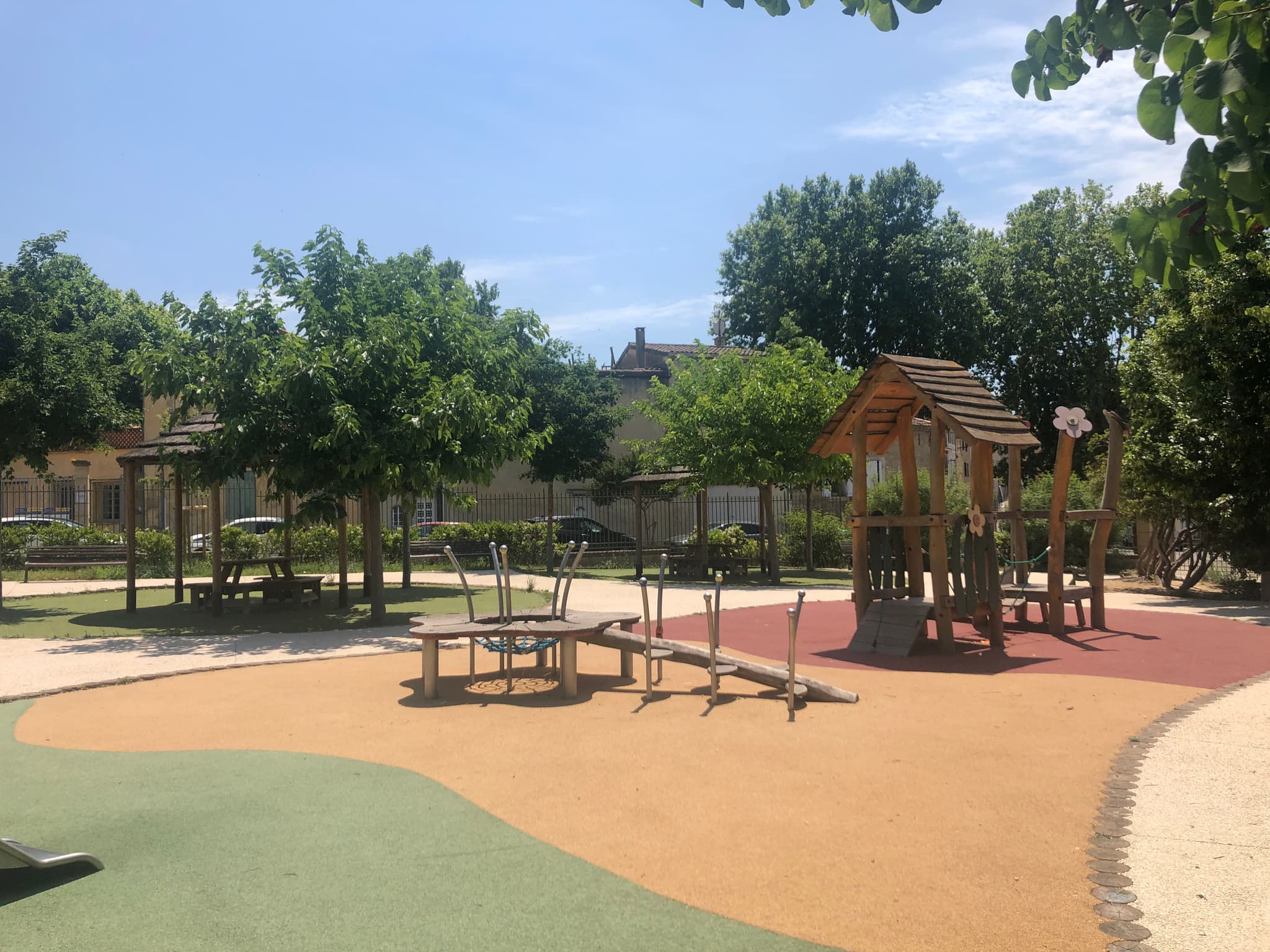 Square Roulin Lambesc