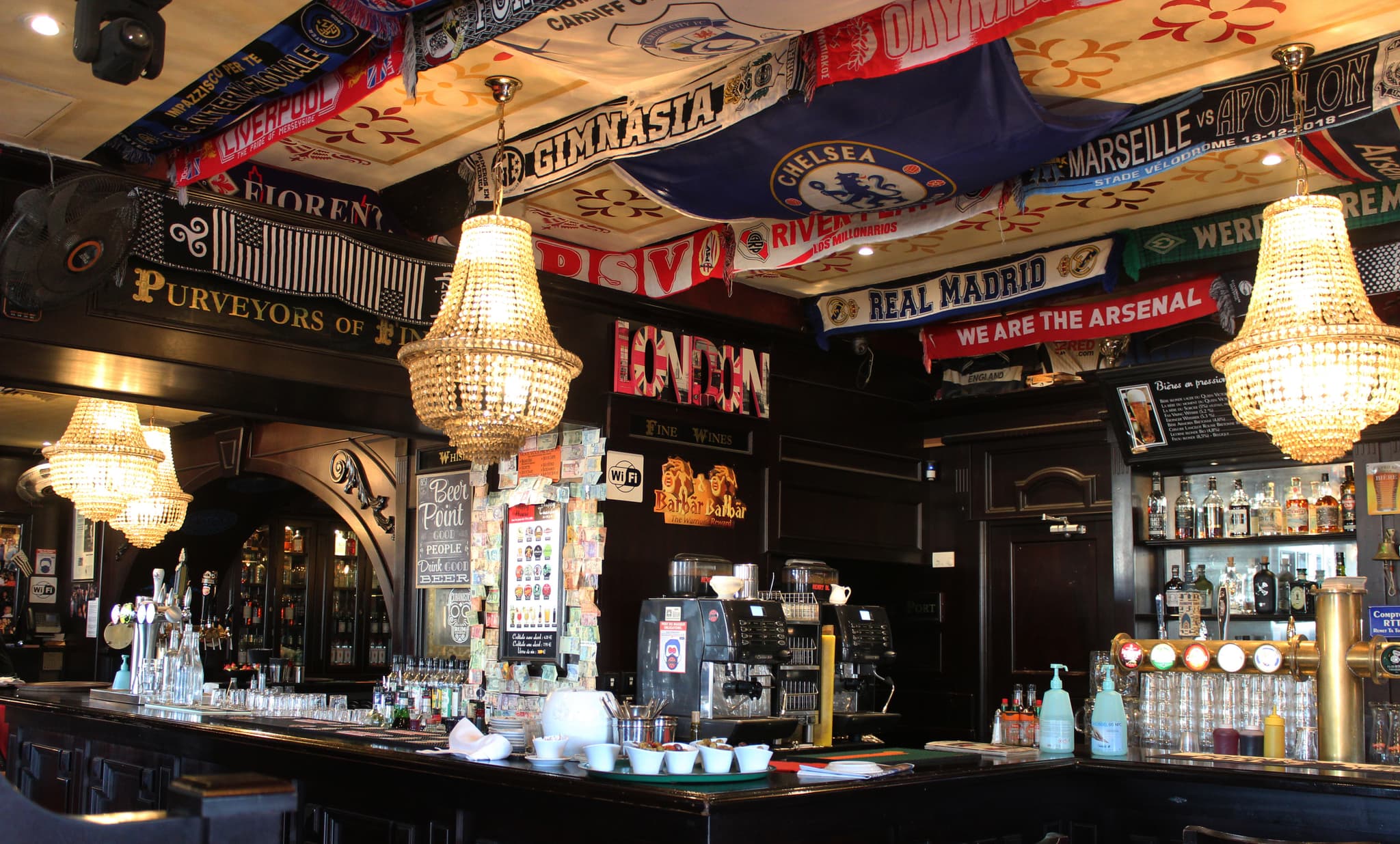 The Queen Victoria Pub Marseille