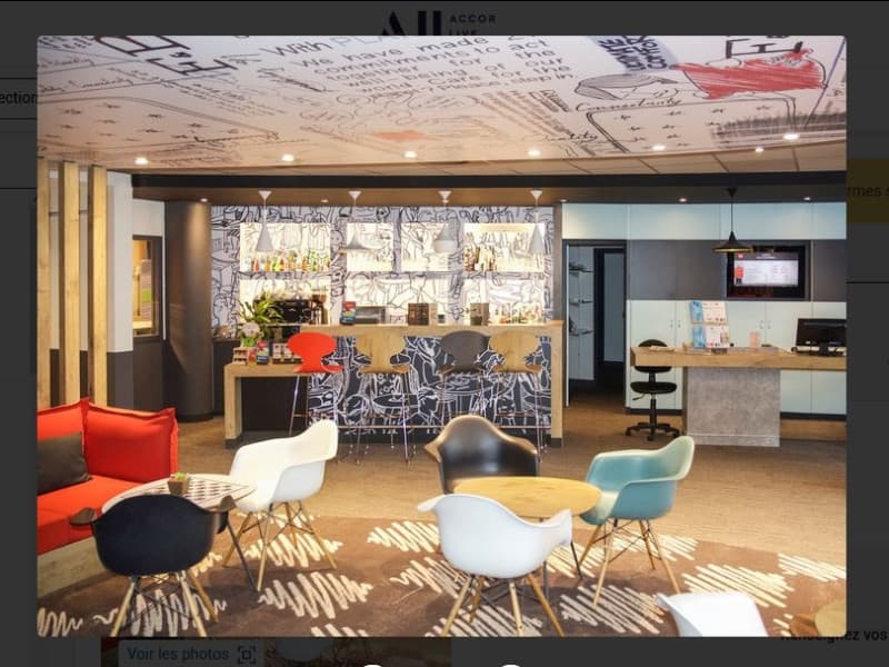 Hôtel Ibis Marseille Timone.jpg