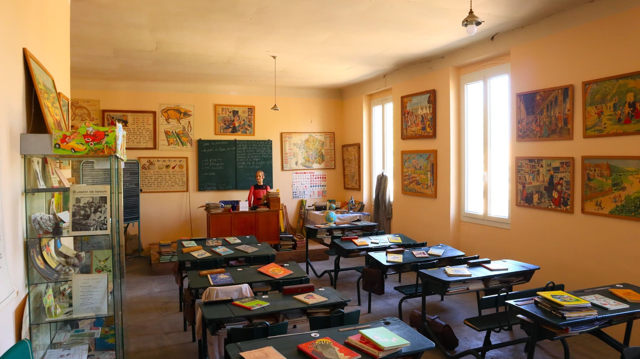 Musée de l'école de 1960 à 1970_Noves