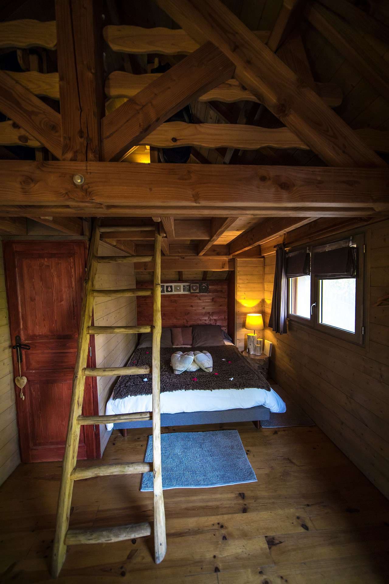 Cabane ecureuil - lit