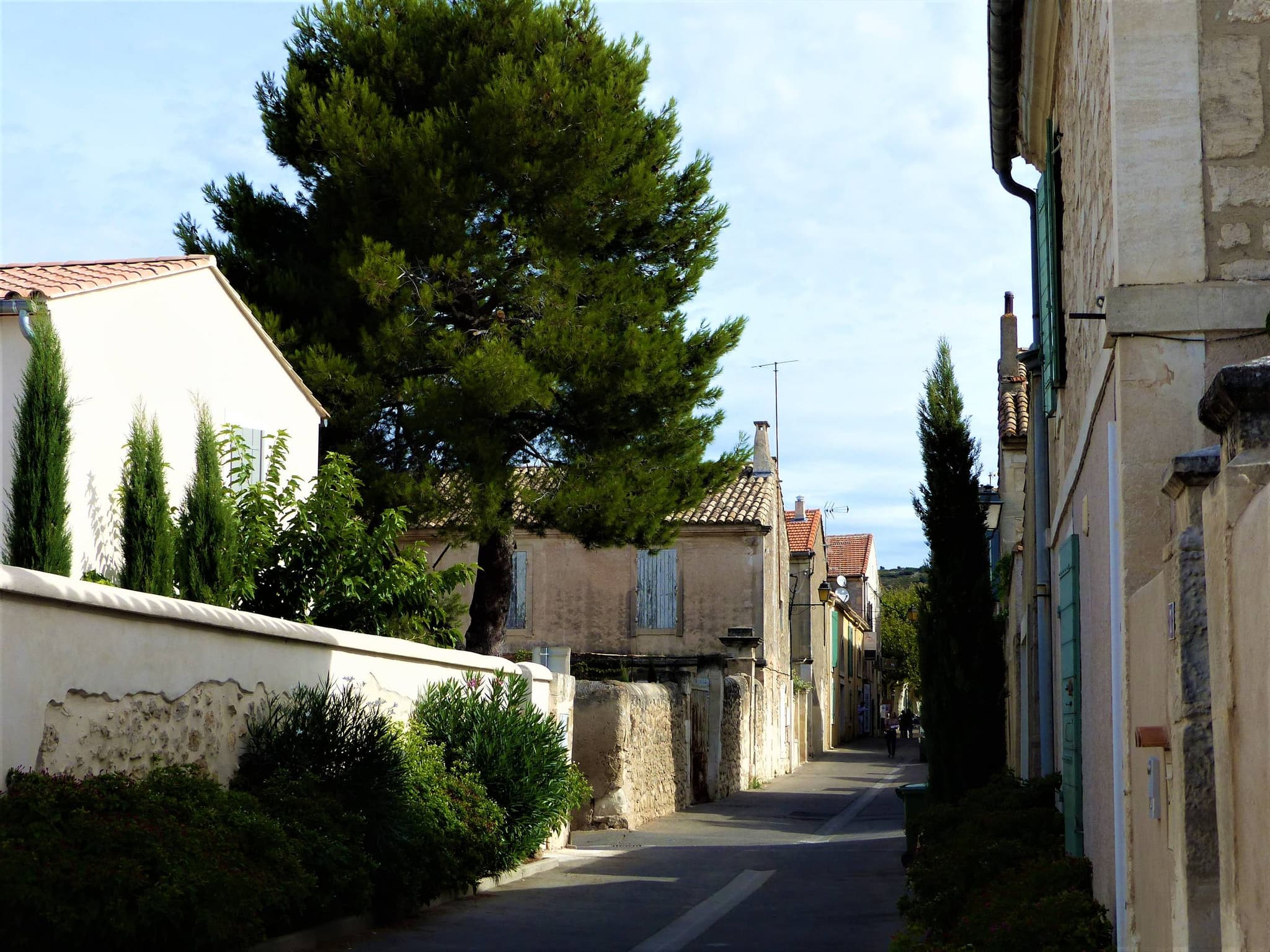 MAUSSANE-LES-ALPILLES - Au fil de l'eau