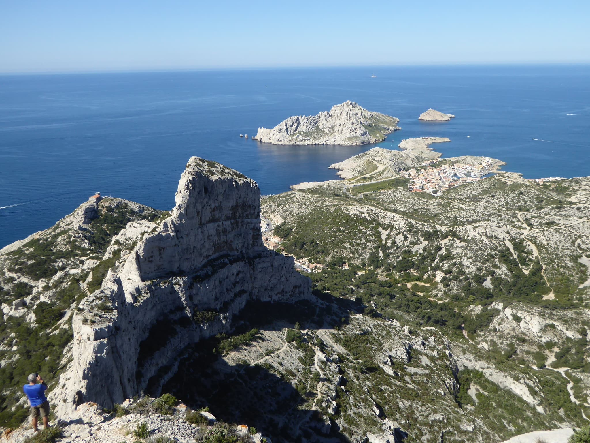 Vue du massif de Marseilleveyre