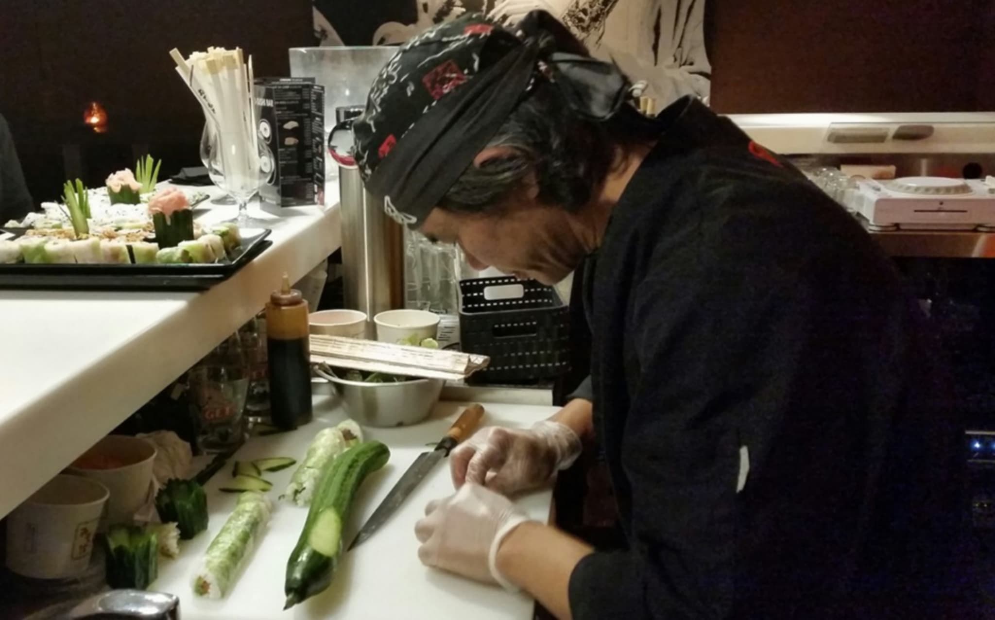 O_sushi_bar_cuisine