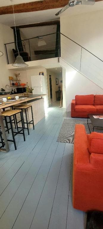 Magnifique LOFT Déco sur le port et à 5mn des plages wifi Clim 85 m2_La Ciotat