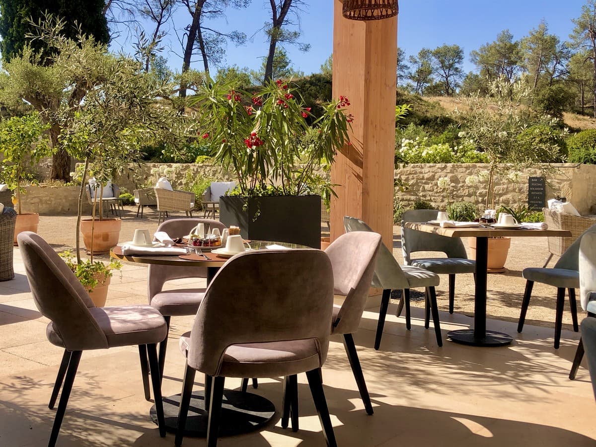 Hôtel Domaine de Valmouriane terrasse