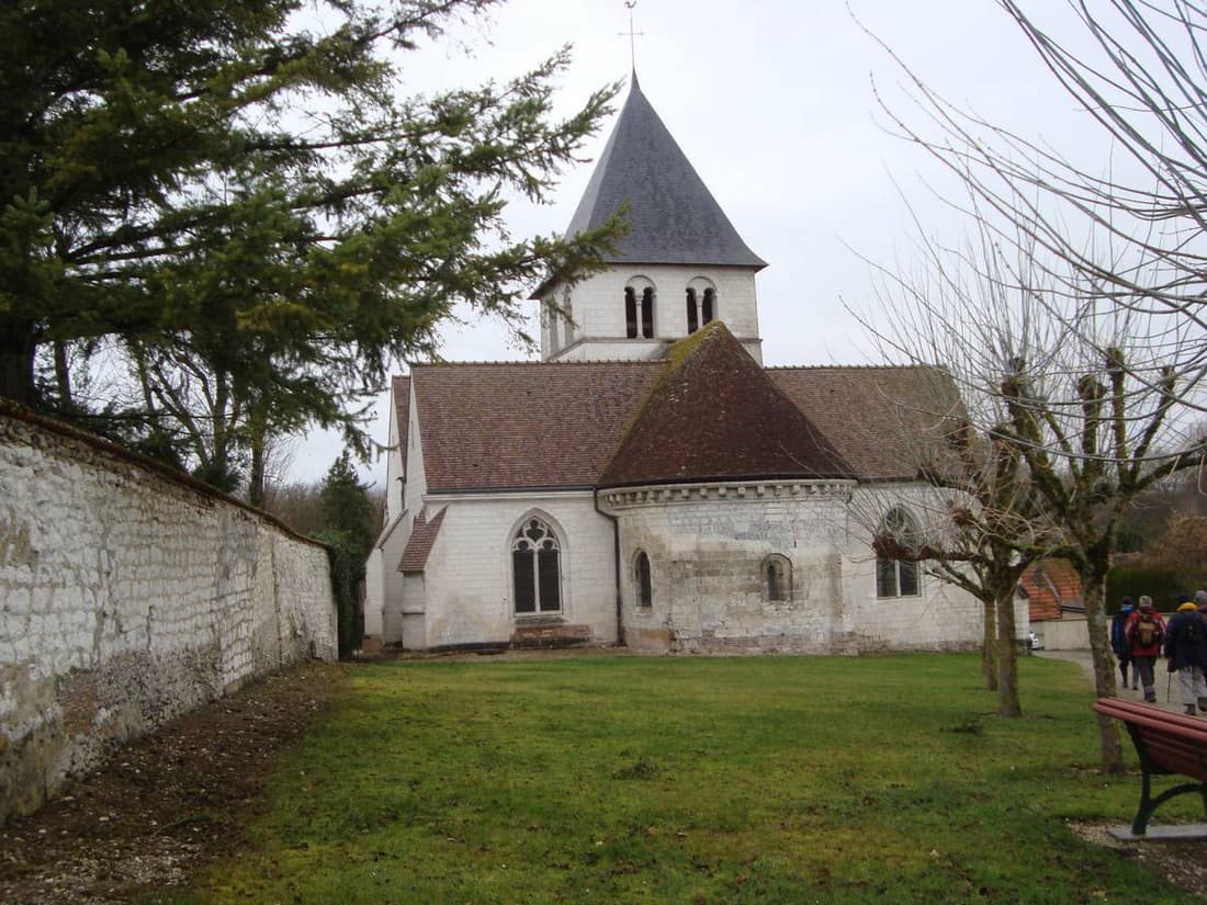 église Villacerf vue 2.jpg