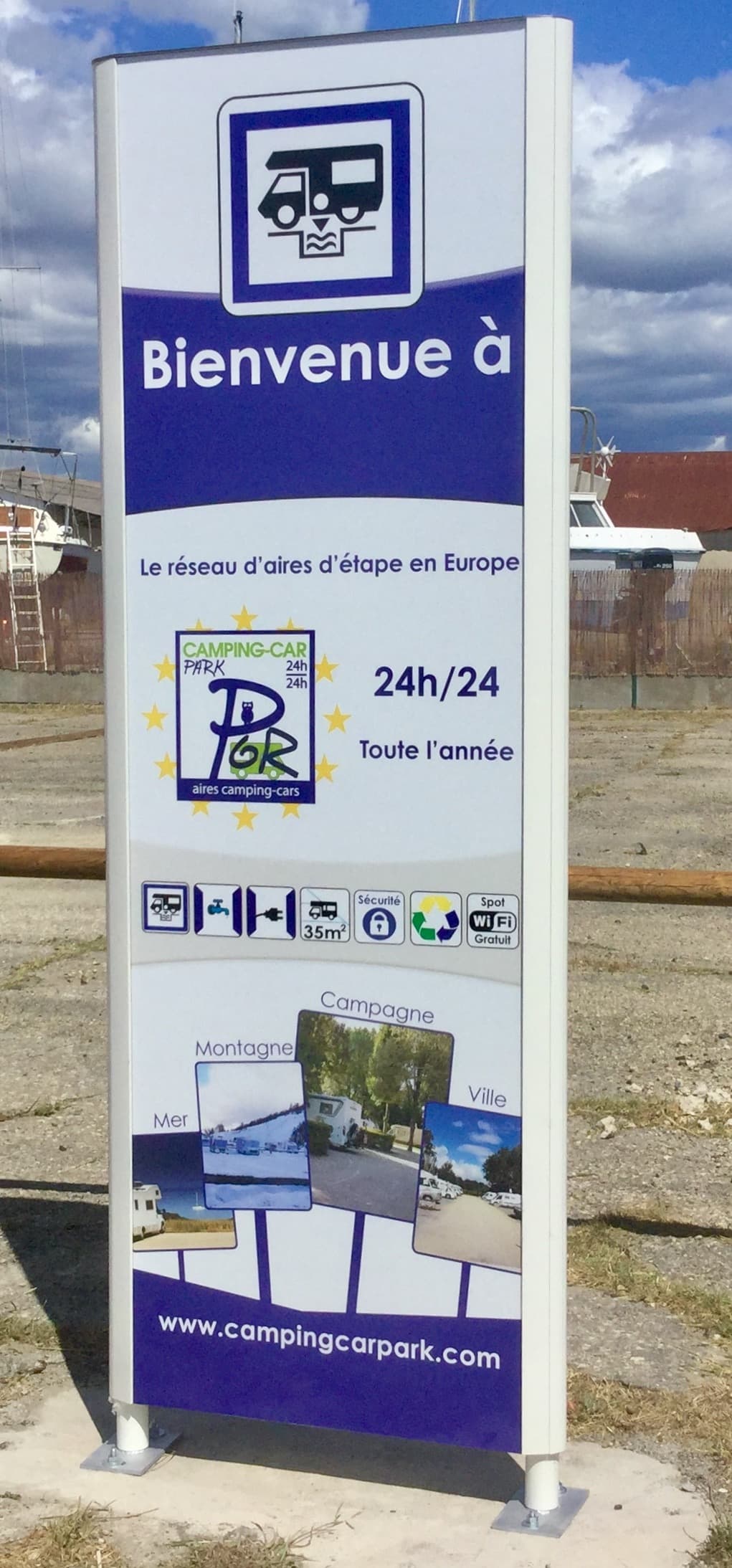 Air de Stationnement Camping-Car Park