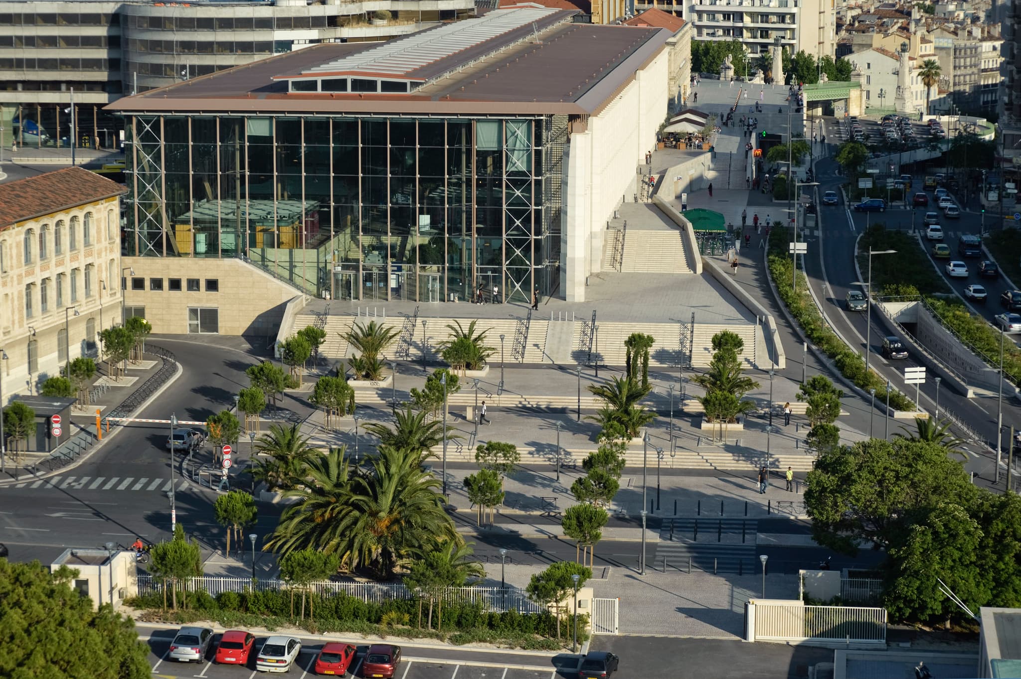 vue aérienne hall gare