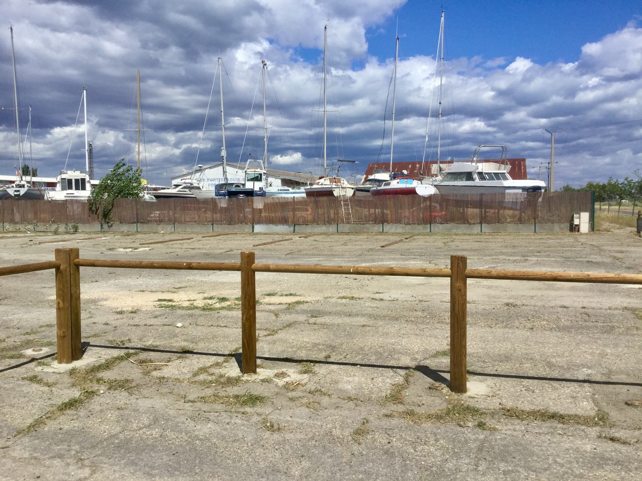 Air de Stationnement Camping-Car Park