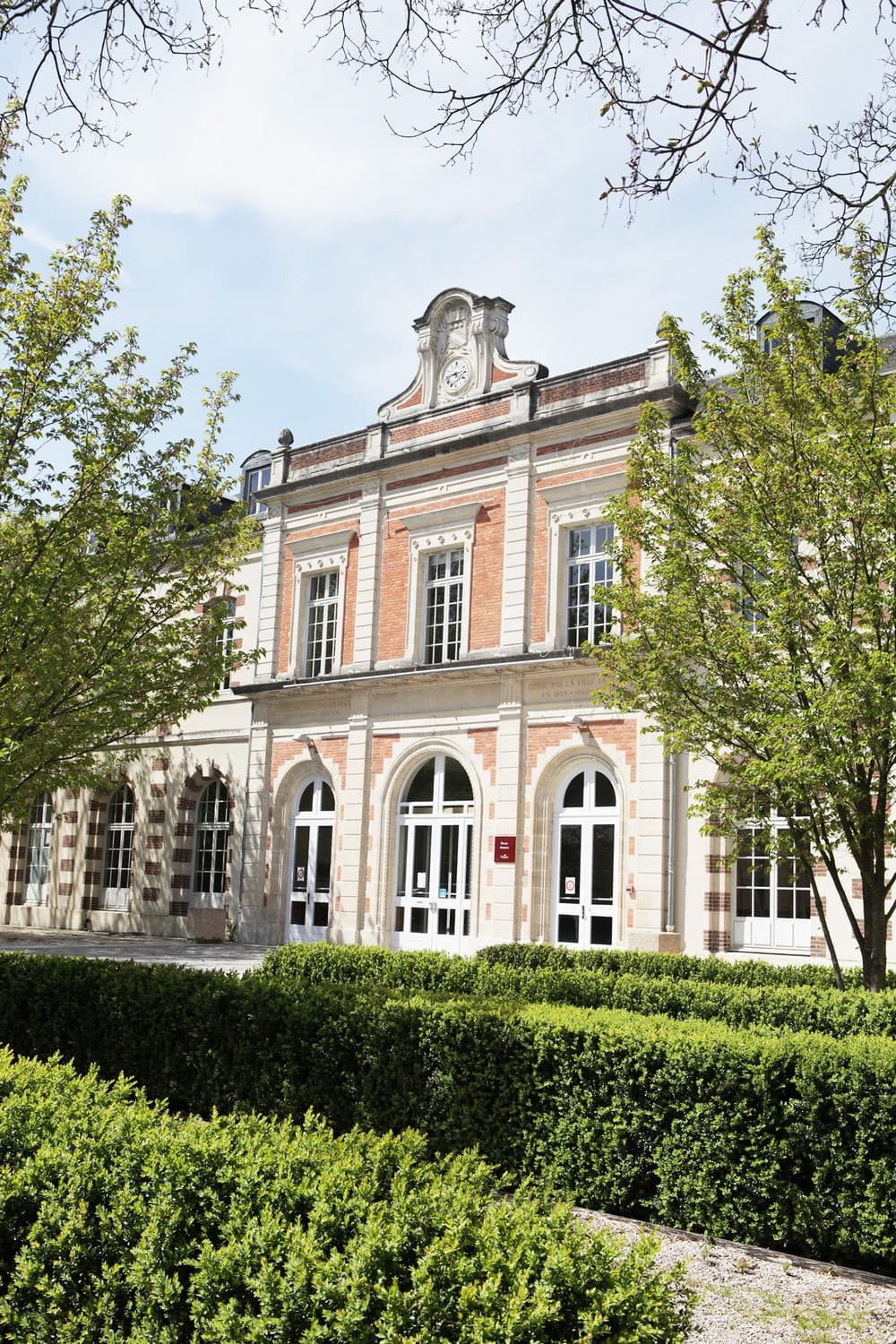 AC - argence (13) (c) A. Clergeot - Ville de Troyes.JPG