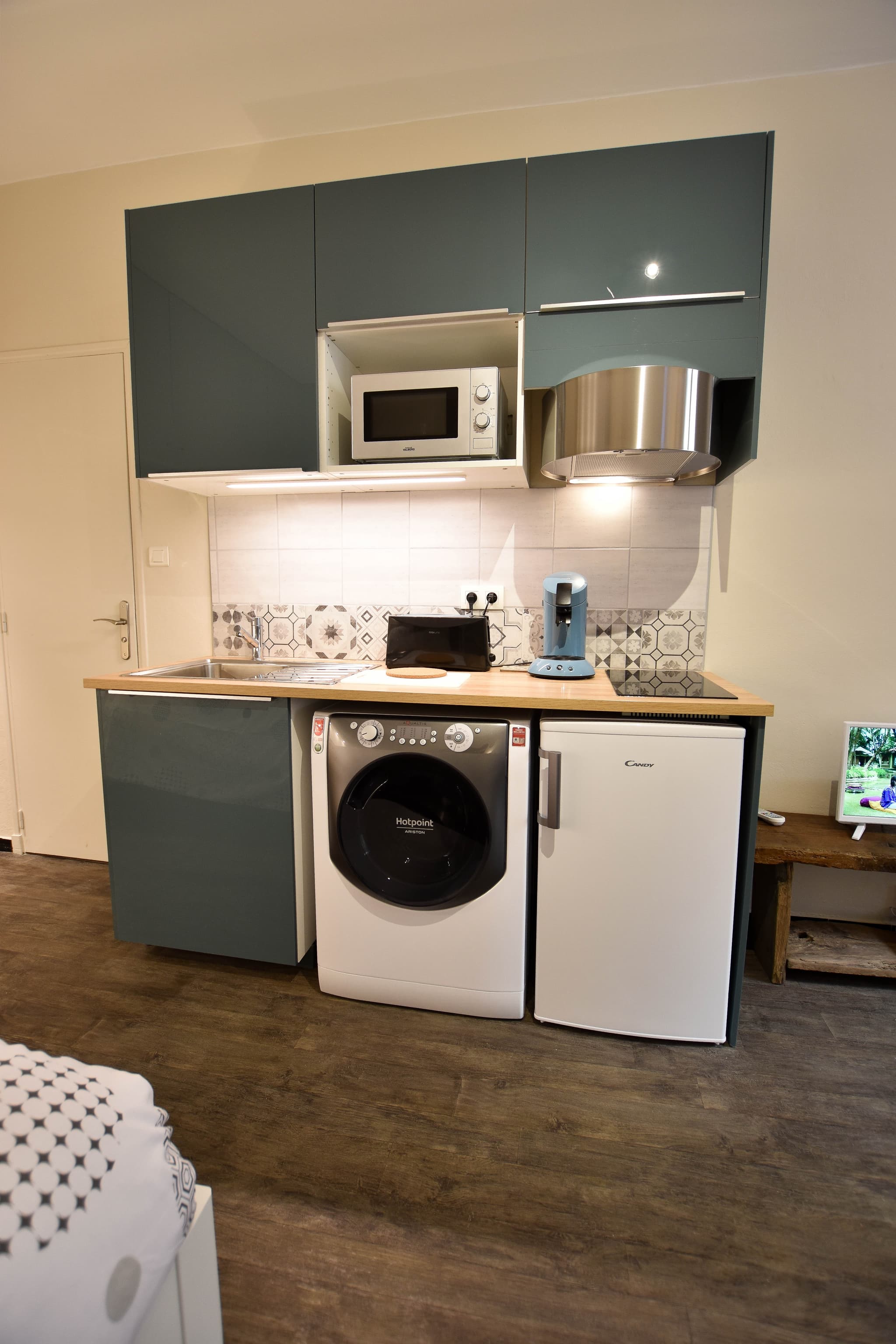 Cuisine/Lave linge sèche linge