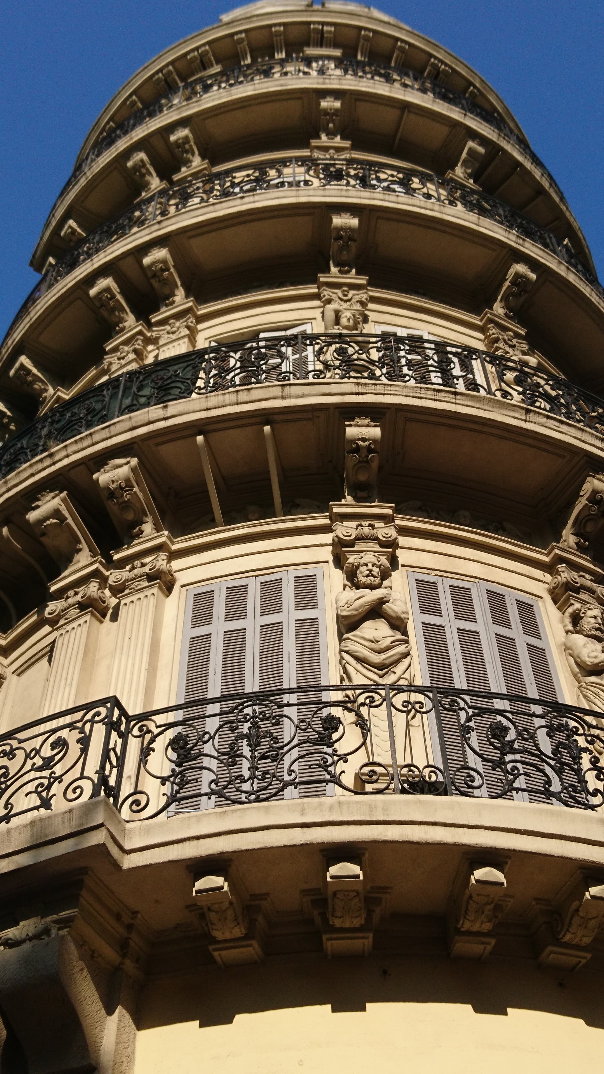 Façade Canebiere