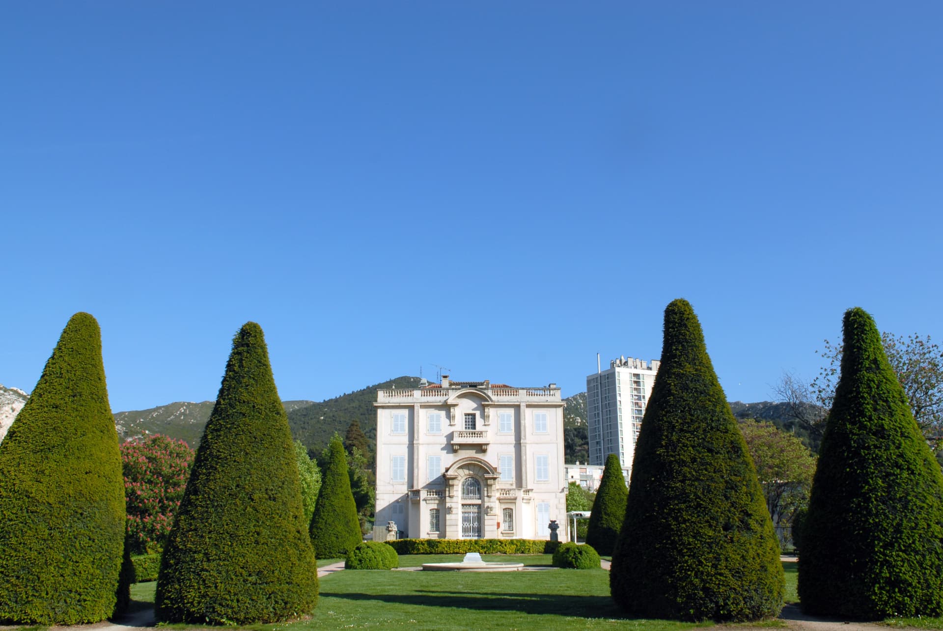Parc Saint-Cyr - Ville de Marseille