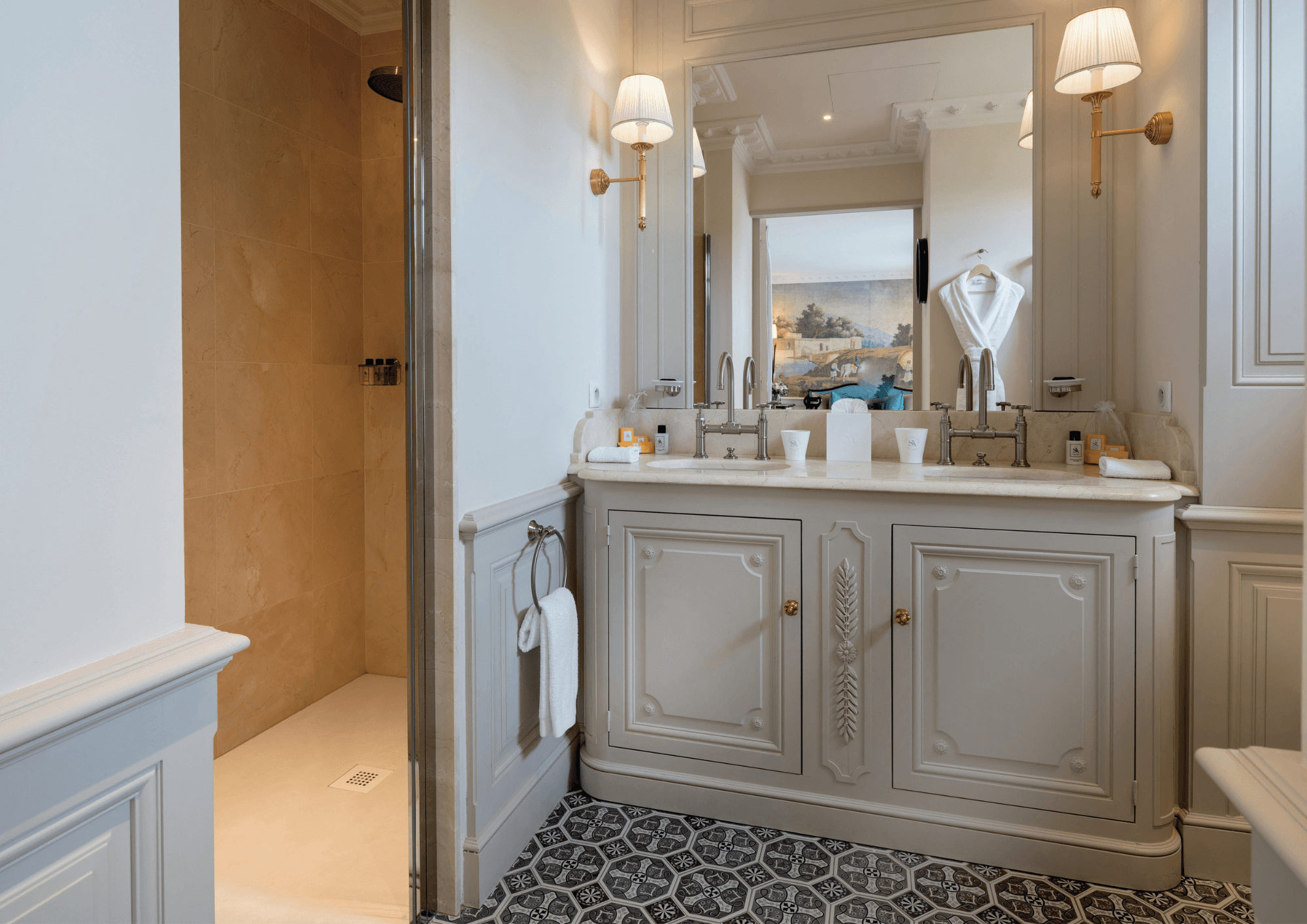 Salle de Bain Villa Saint-Ange